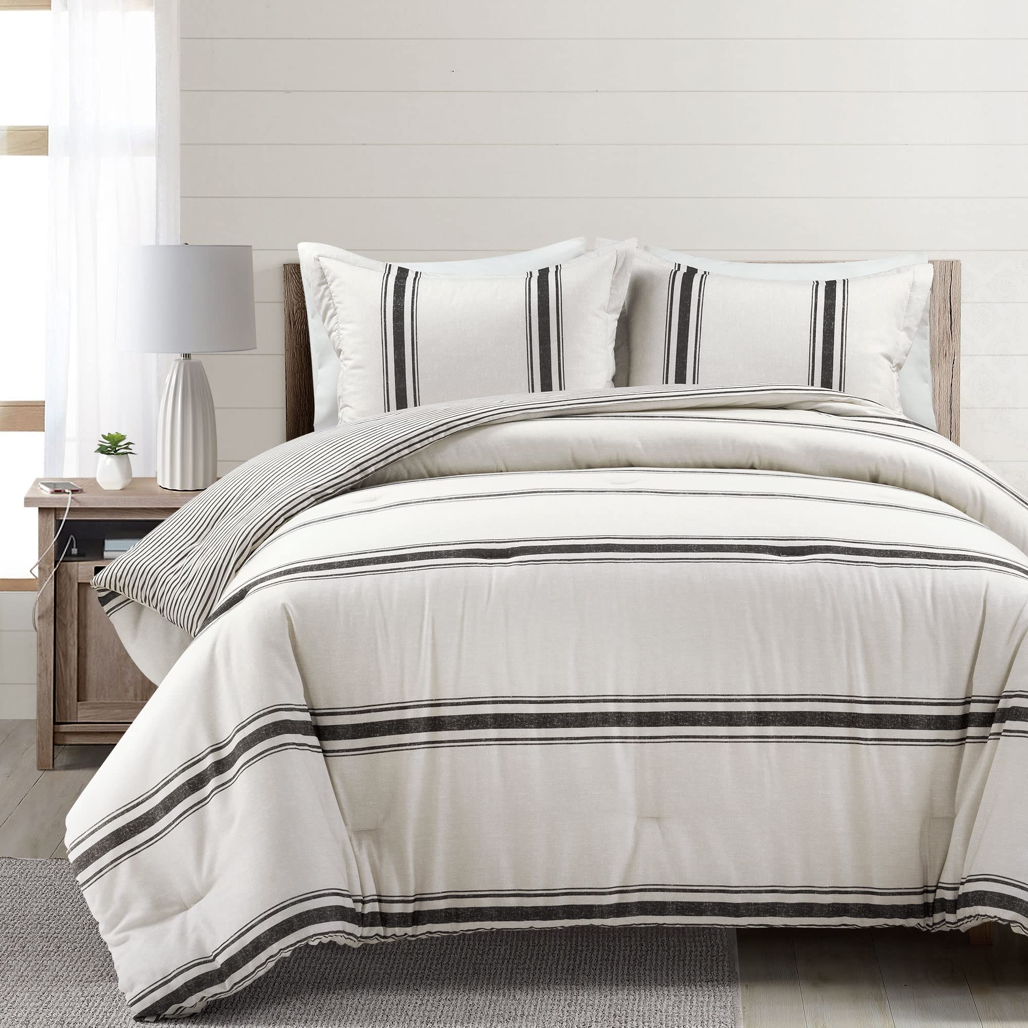 Lush Decor Farmhouse Stripe Reversible Cotton Comforter Set - 3 Piece King Size Bedding in Black | Cozy & Rustic Farmhouse Style | Striped Comforter for Modern Farmhouse Bedroom Decor | Perfect for Guest Rooms, Master Bedrooms & Cozy Retreats