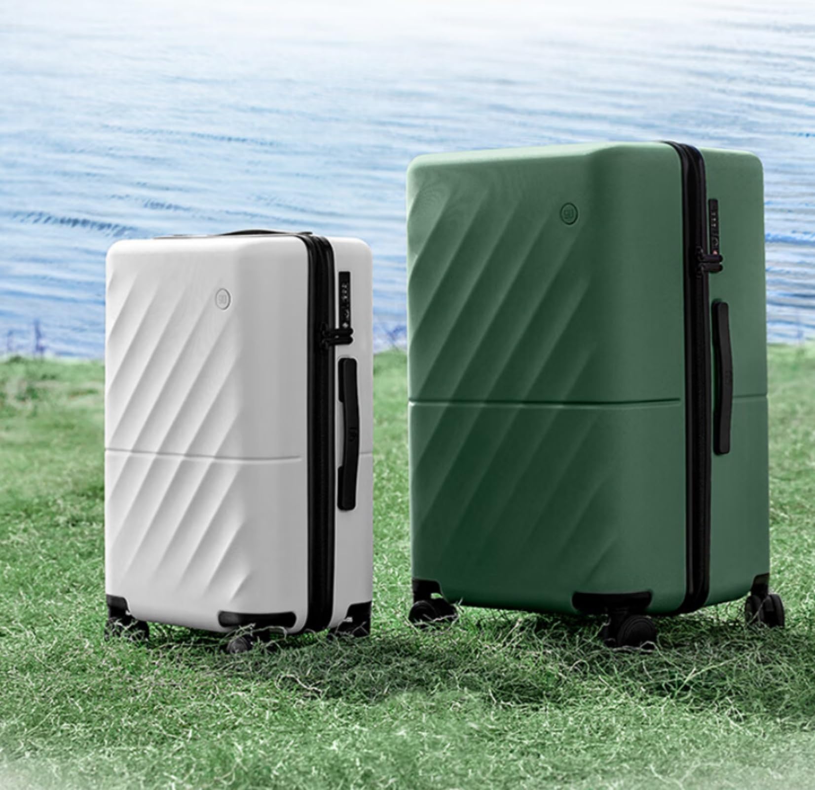 2-Piece Luggage Set with Spinner Wheels - 20