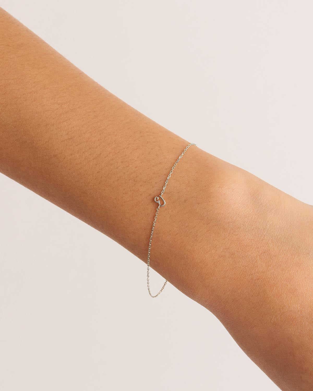 Sterling Silver Love Letter Bracelet for Women - Engraved Romantic Message Bracelet - Perfect Gift for Anniversary, Valentine's Day & Special Occasions