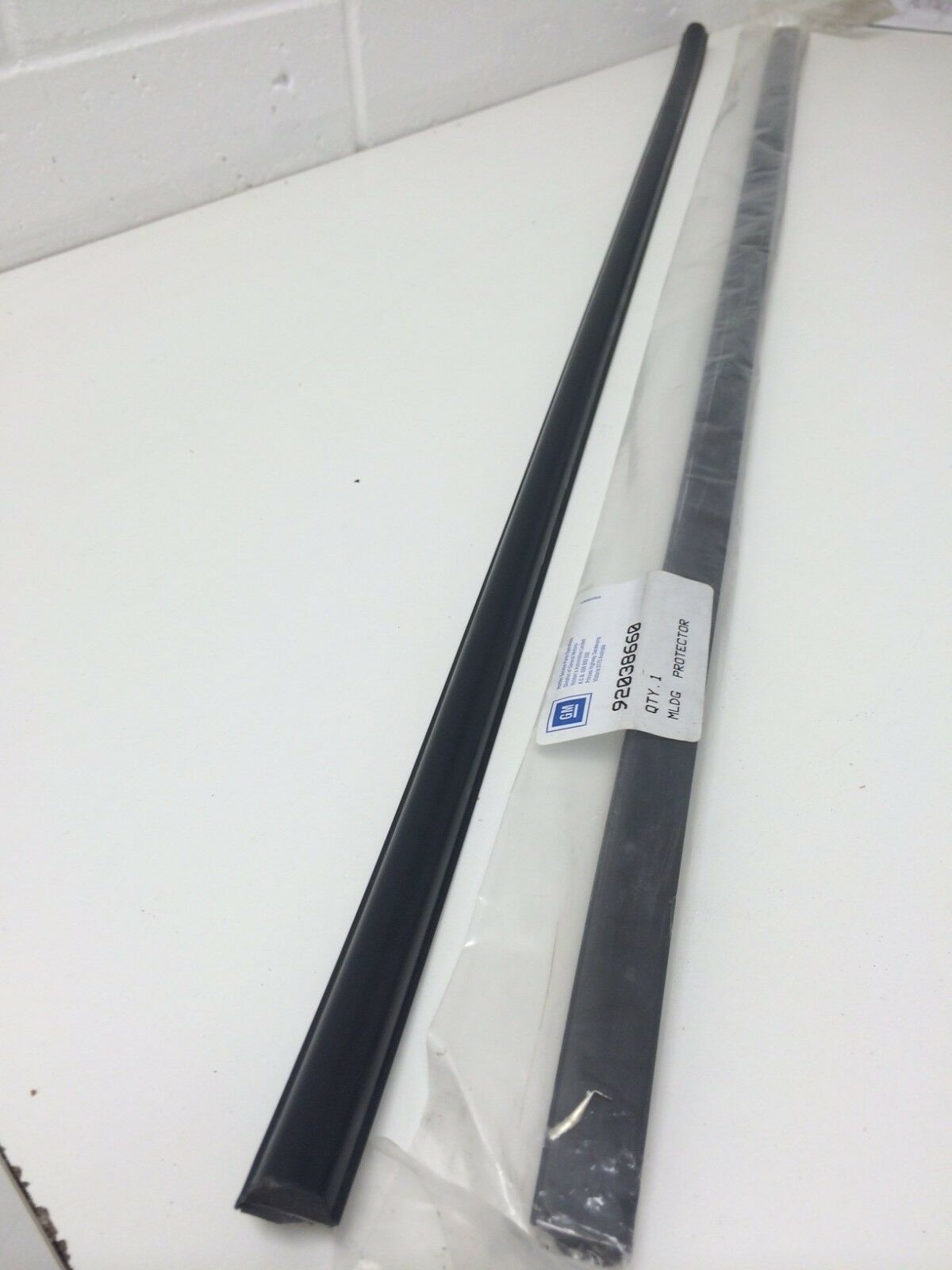 Genuine VQ Statesman/Caprice Front Bumper Molding Set - Perfect Fit Replacement for Car Restoration & Customization