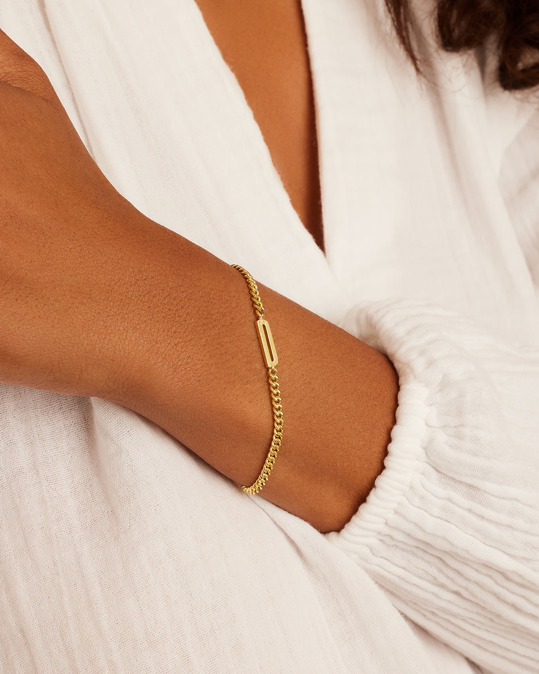 Wilder Alphabet Bracelet - Custom Name Bracelet for Women & Girls - Perfect Gift for Birthdays, Anniversaries & Everyday Wear