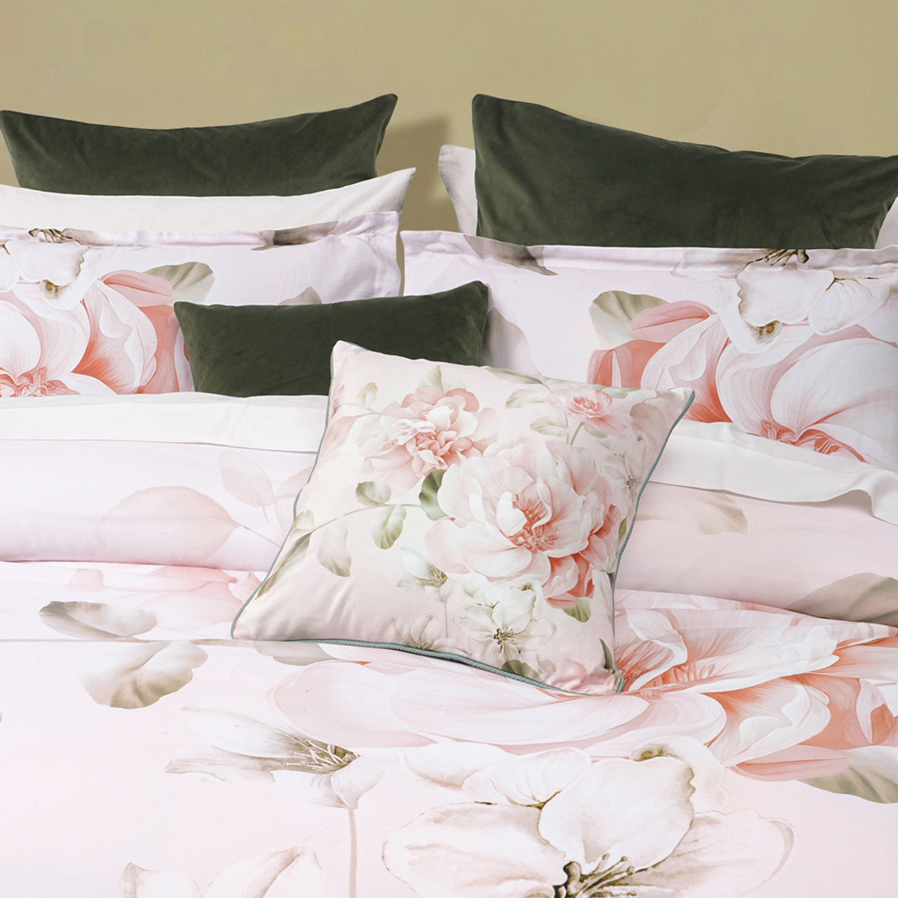 Layla Peach Quilt Cover Set by Bianca - Soft Luxury Bedding Set, Queen Size Duvet Cover with Pillowcases, Breathable Cotton Blend - Perfect for Master Bedroom, Guest Room & Cozy Home Decor