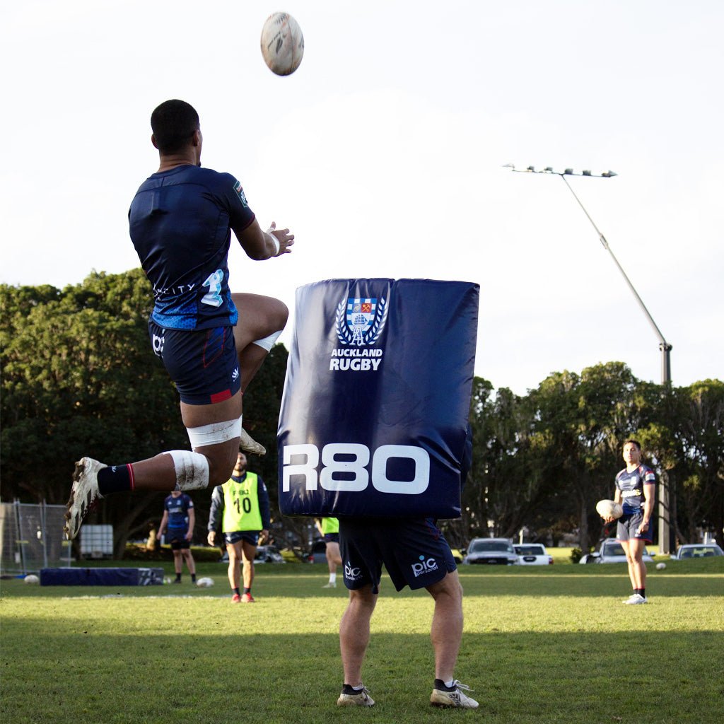 Rugby Training High Catch Pad - R80 Turtle Design for Rugby Practice, Drills & Skill Development | Perfect for Coaches & Players | Durable & Comfortable for Outdoor Sports