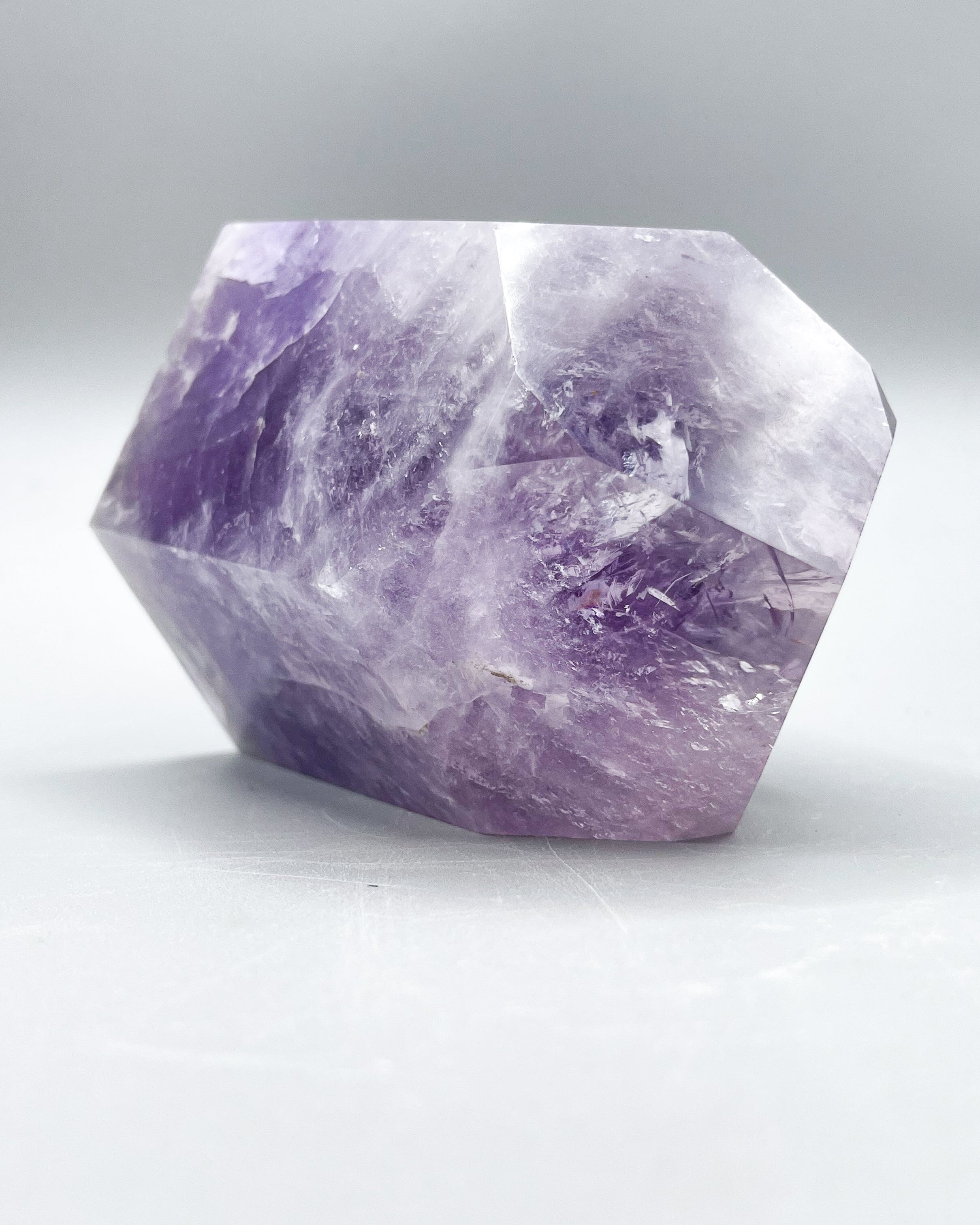 Natural Amethyst Single Point Crystal Carving - Healing Stone for Meditation, Reiki & Energy Work - Perfect for Home Decor & Spiritual Practices