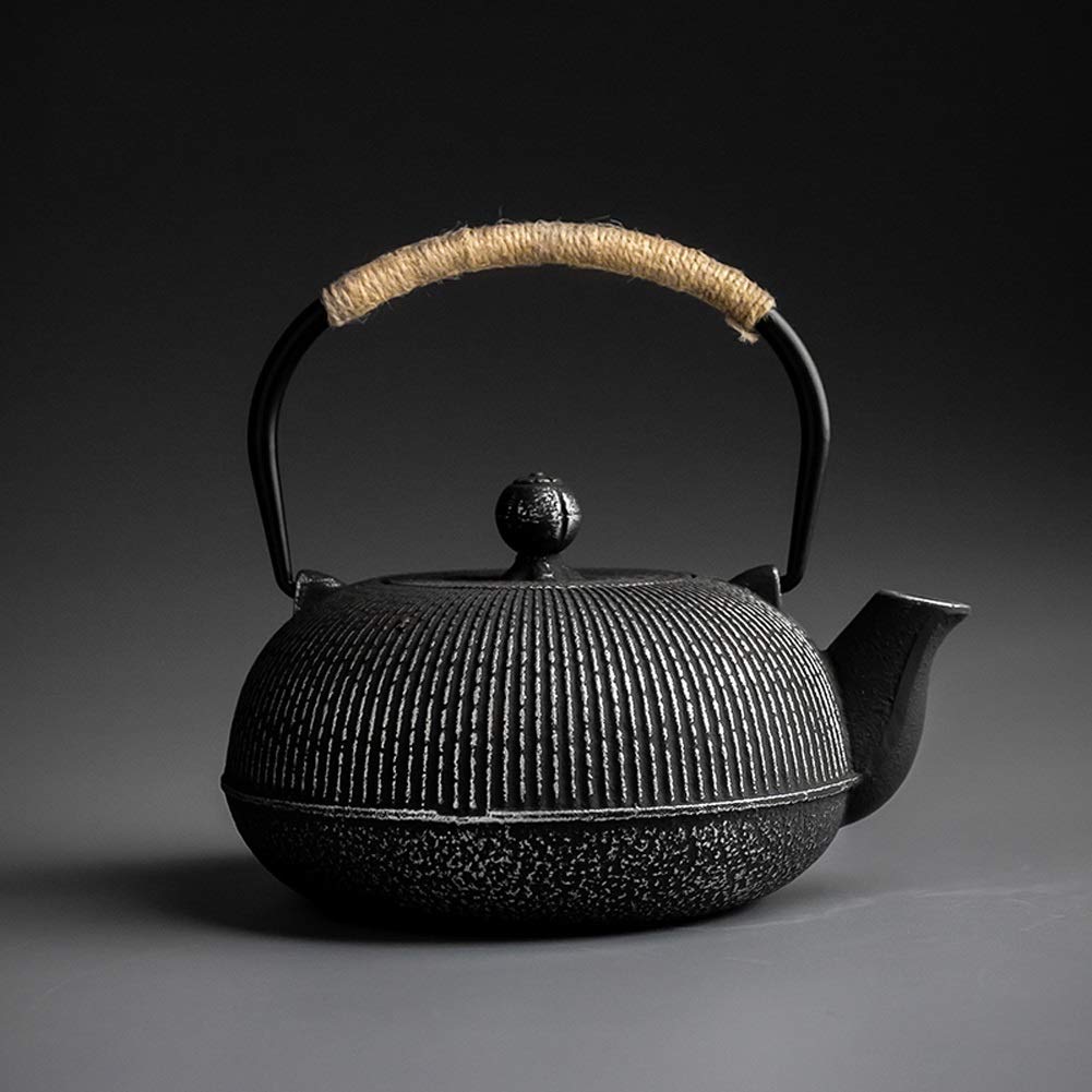 Premium 650ml Black Cast Iron Teapot with Removable Stainless Steel Infuser - Japanese Style Tetsubin Ceramic Tea Kettle for Loose Leaf Tea | Perfect Gift for Tea Lovers, Home Brewing & Zen Tea Ceremonies