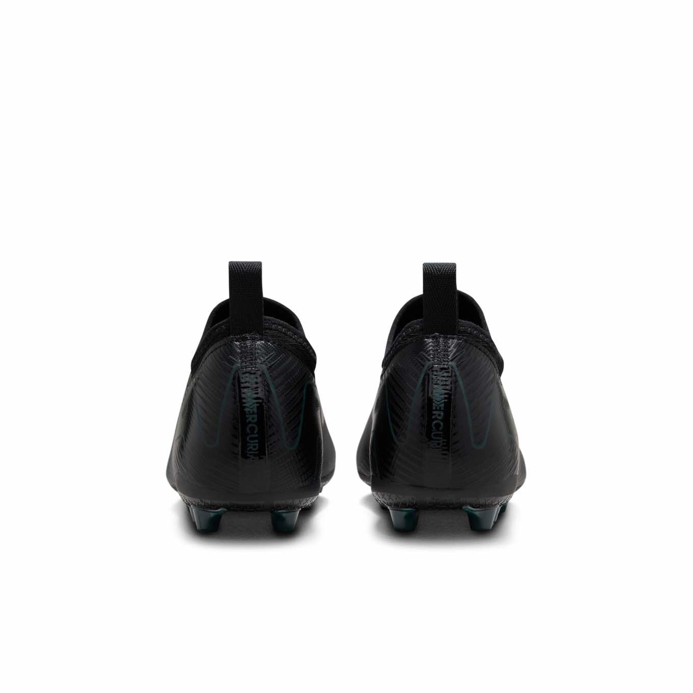Nike Jr. Mercurial Vapor 16 Academy AG Soccer Cleats for Kids - Lightweight Football Shoes with Firm-Ground Studs for Youth Training & Matches