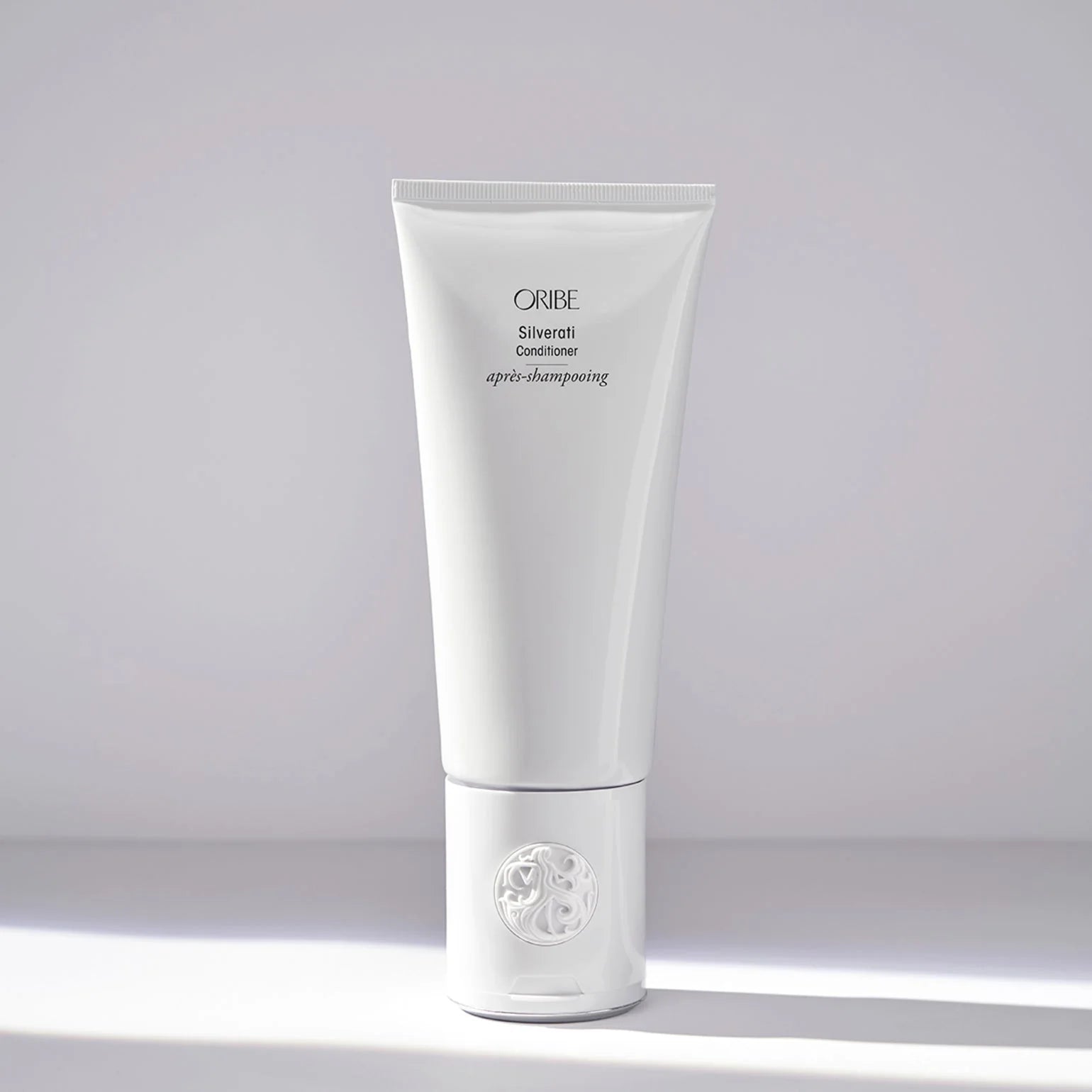 Oribe Silverati Shine Enhancing Conditioner for Blonde & Gray Hair - Salon Quality Hair Care for Color-Treated & Dry Hair - Perfect for Daily Use & Professional Styling