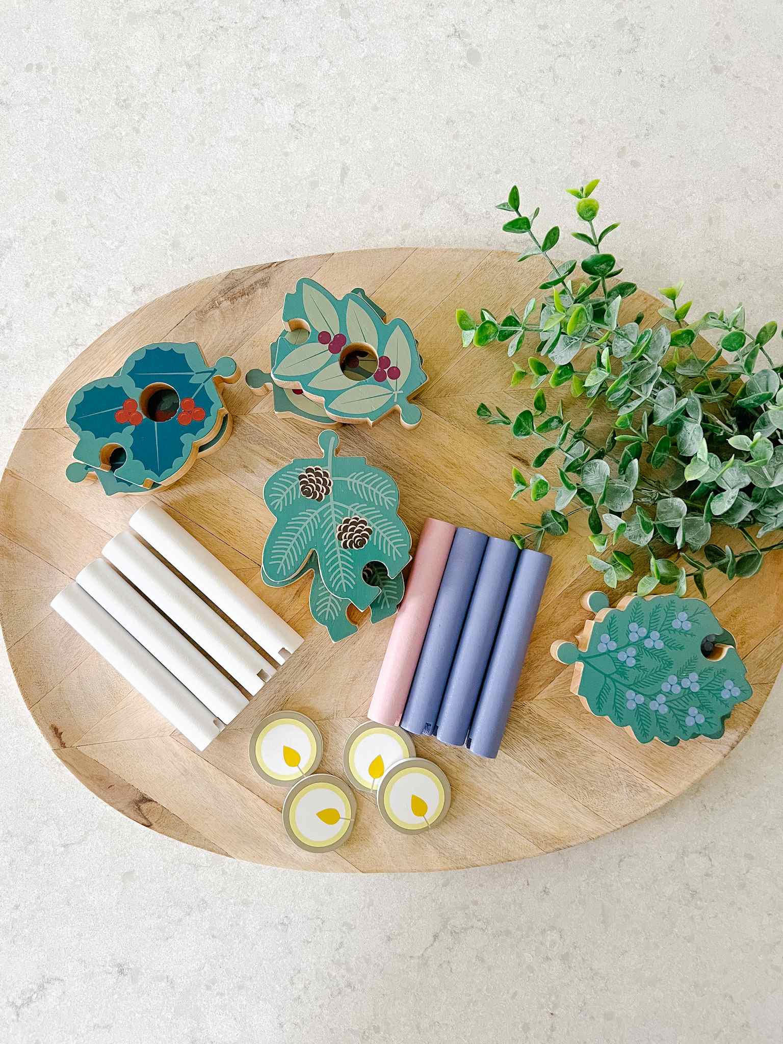 Double Sided Christmas Wooden Wreath Set - Holiday Home Decor for Front Door, Fireplace & Wall - Traditional Xmas Ornament for Festive Season Decorating