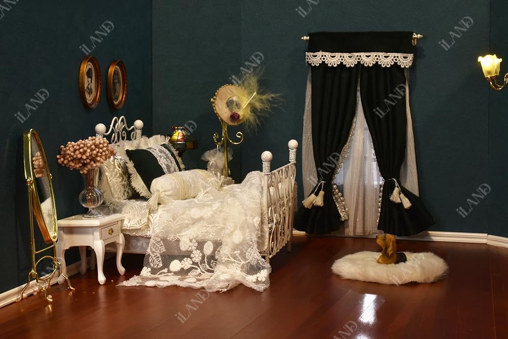 iLAND 1:12 Scale Miniature Dollhouse Furniture Set - Golden Coat Rack & Full Mirror - Perfect for Dollhouse Decor, DIY Miniature Projects & Collectors Display