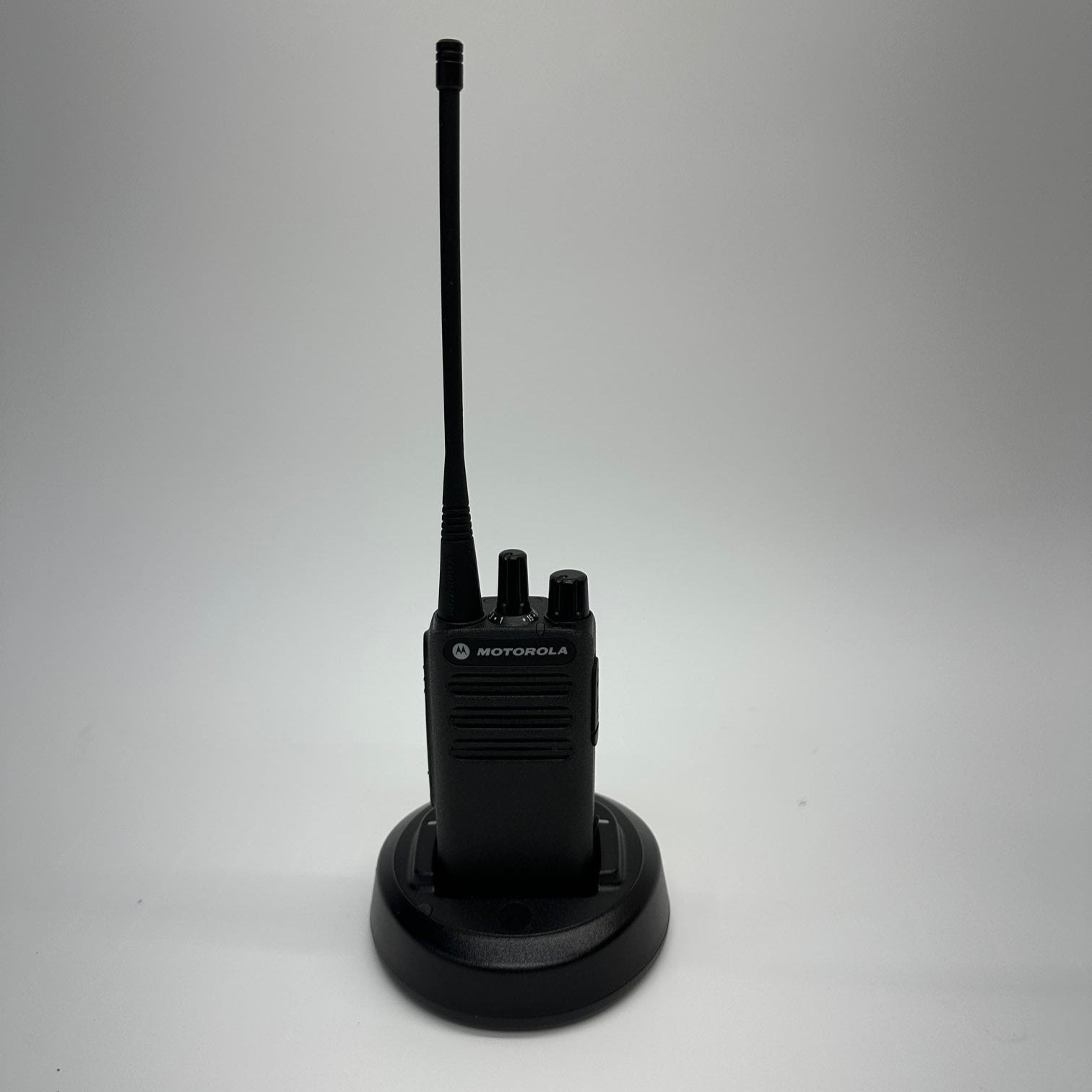 Motorola CP100D UHF Digital Portable Two-Way Radio - Reliable Communication for Construction, Security & Outdoor Adventures
