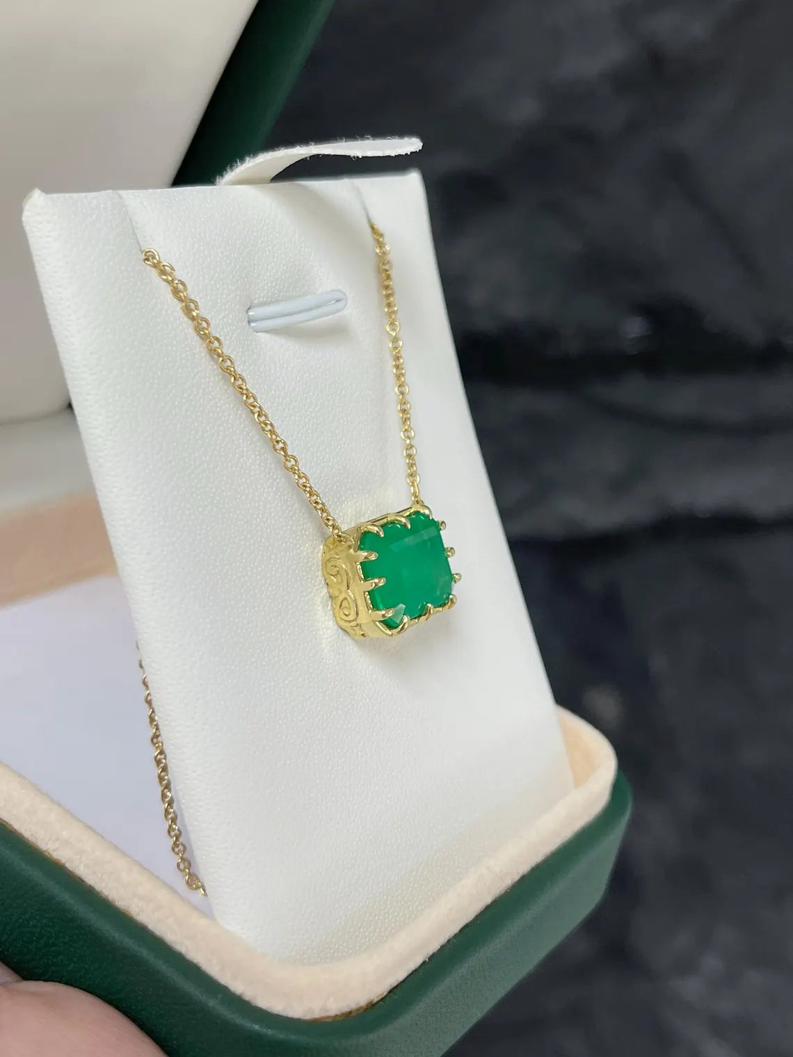 8.52ct Natural Emerald Cut Colombian Emerald Vintage Pendant Necklace - 18K Gold Plated Jewelry for Women, Gift for Mom, Anniversary, Birthday, Wedding