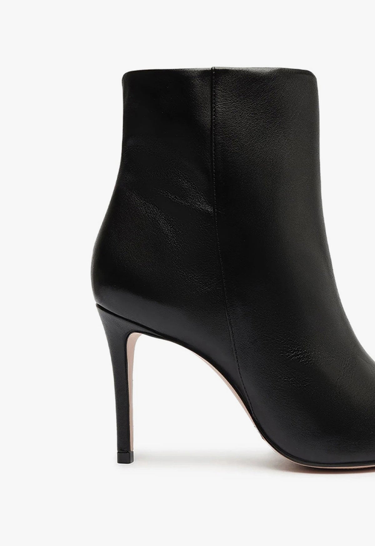 Magali Leather Bootie - Women's Stylish Ankle Boots for Fall & Winter | Comfortable & Fashionable Footwear for Casual Outings, Work & Date Nights