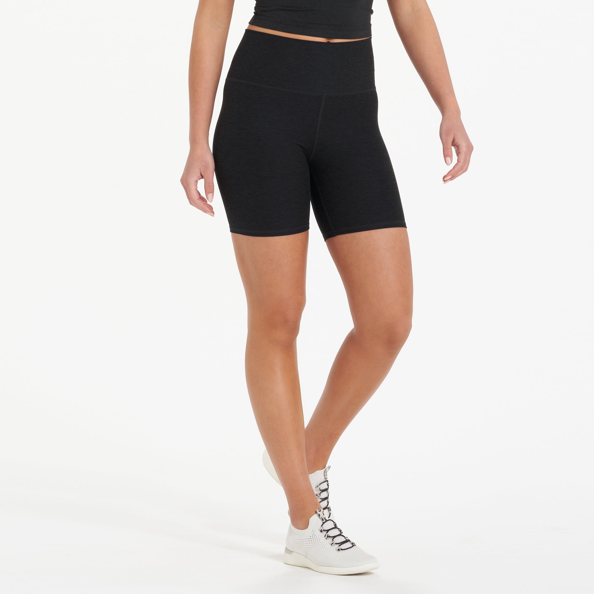 Vuori Clean Elevation Shorty - Women's Performance Running Shorts with Pockets - Perfect for Yoga, Gym Workouts & Outdoor Activities