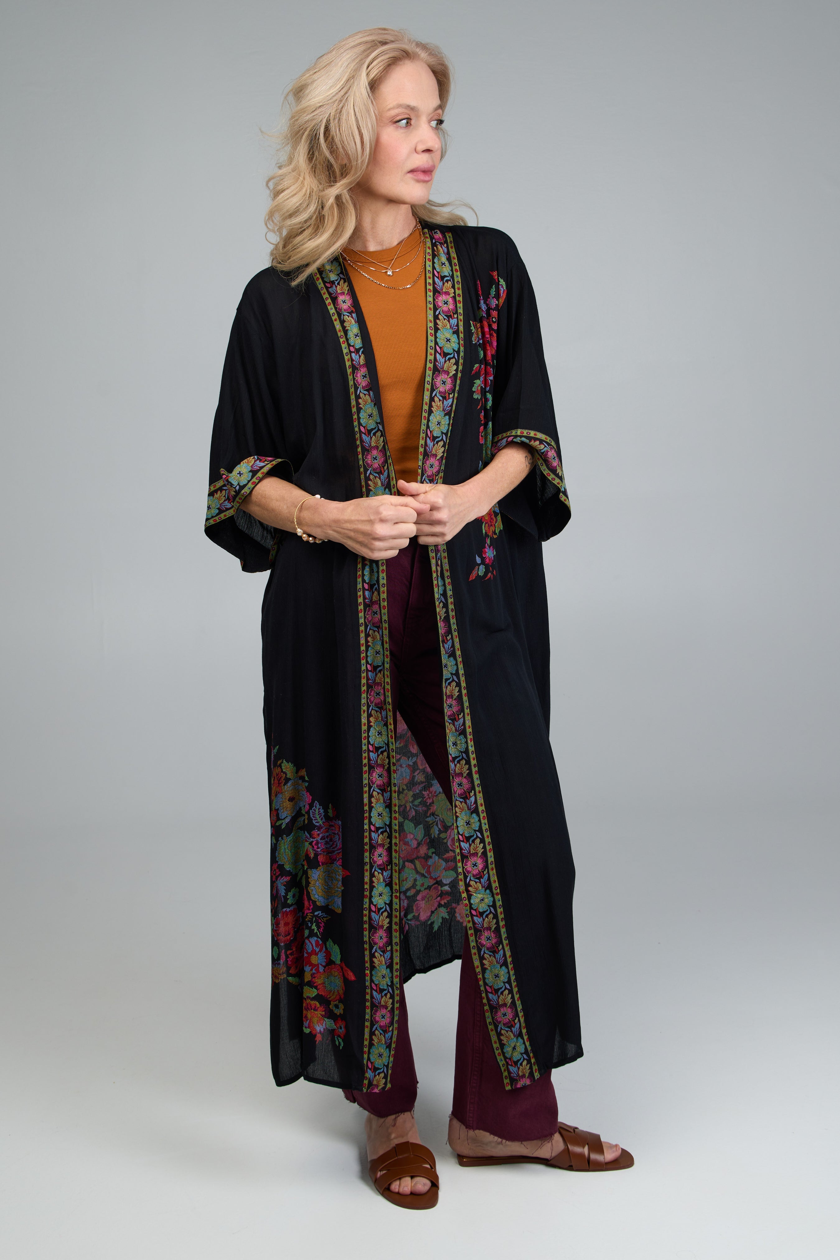 Elegant Floral Kimono for Women - Lightweight Long Garden Robe - Perfect for Beach Cover-Up, Yoga, and Summer Outfits