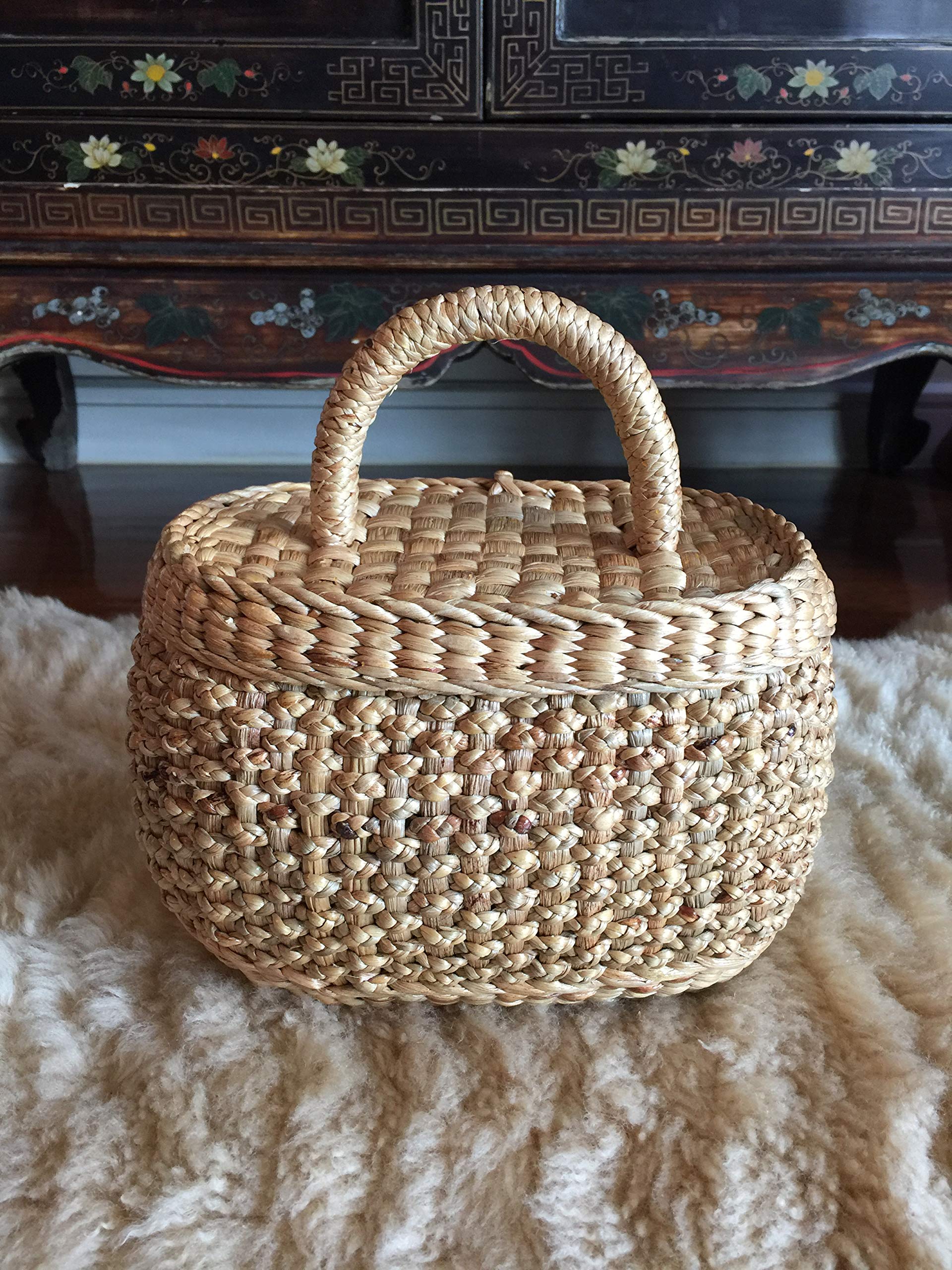 Handwoven Straw Purse for Women - Natural Eco-Friendly Mini Tote & Bucket Bag - Beach Bag, Summer Fashion Accessory, Picnic & Shopping Companion