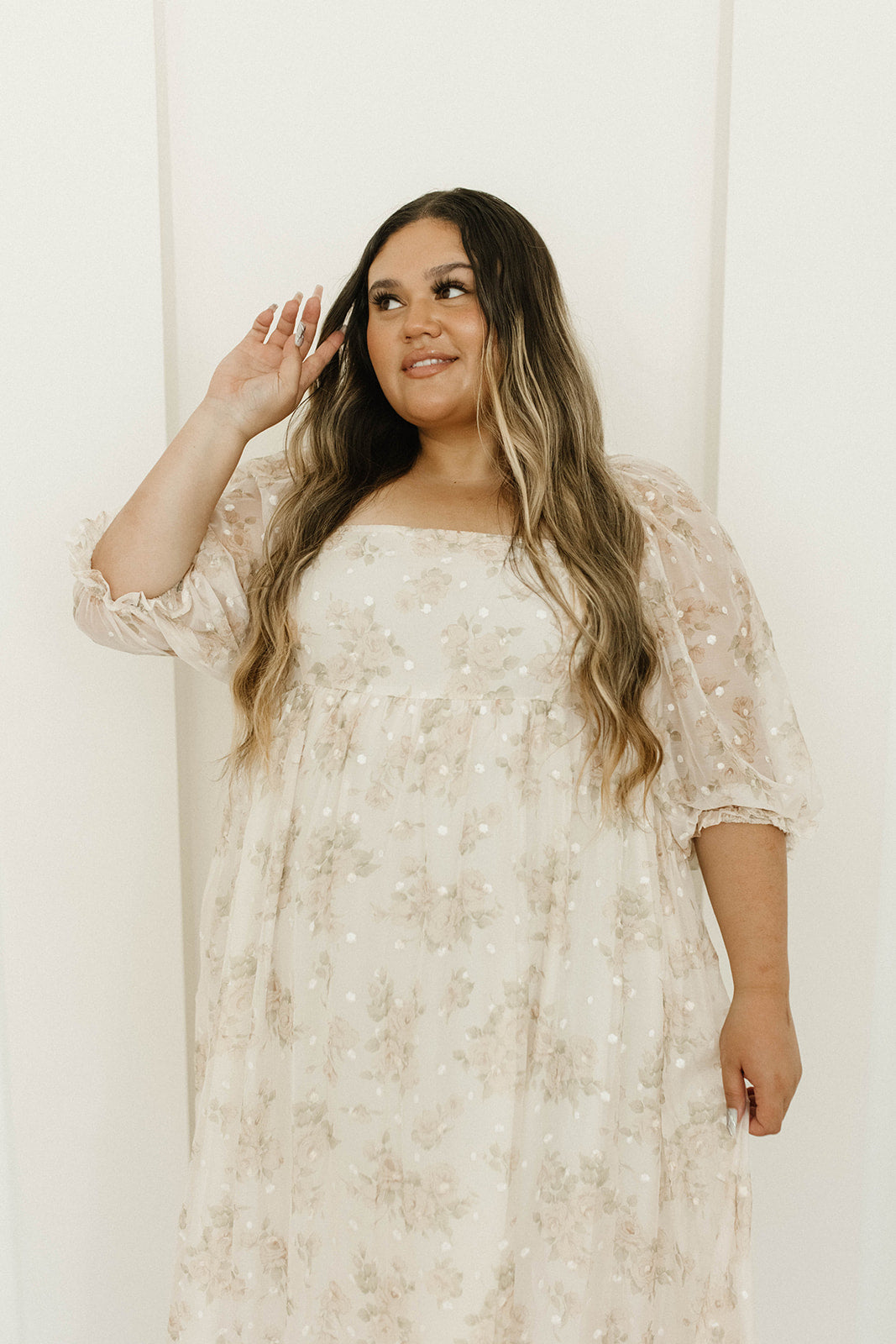 Elegant Cream Floral Smocked Maxi Dress for Women - Bump Friendly Maternity & Inclusive Sizing (S-3XL) | Perfect for Weddings, Beach Vacations & Summer Parties