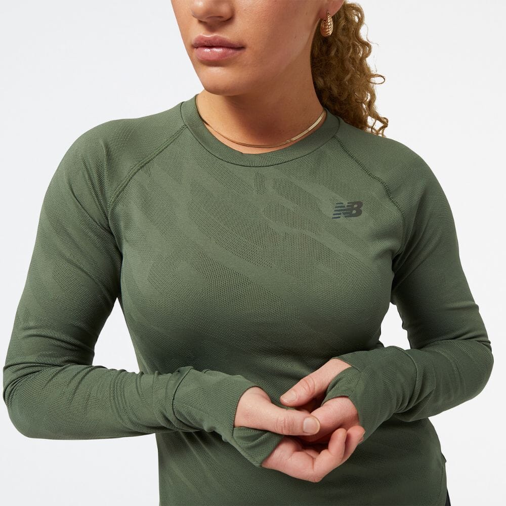 New Balance Women's Q Speed Jacquard Long Sleeve Running Top - Lightweight Moisture-Wicking Athletic Shirt for Women - Perfect for Jogging, Gym Workouts & Outdoor Activities