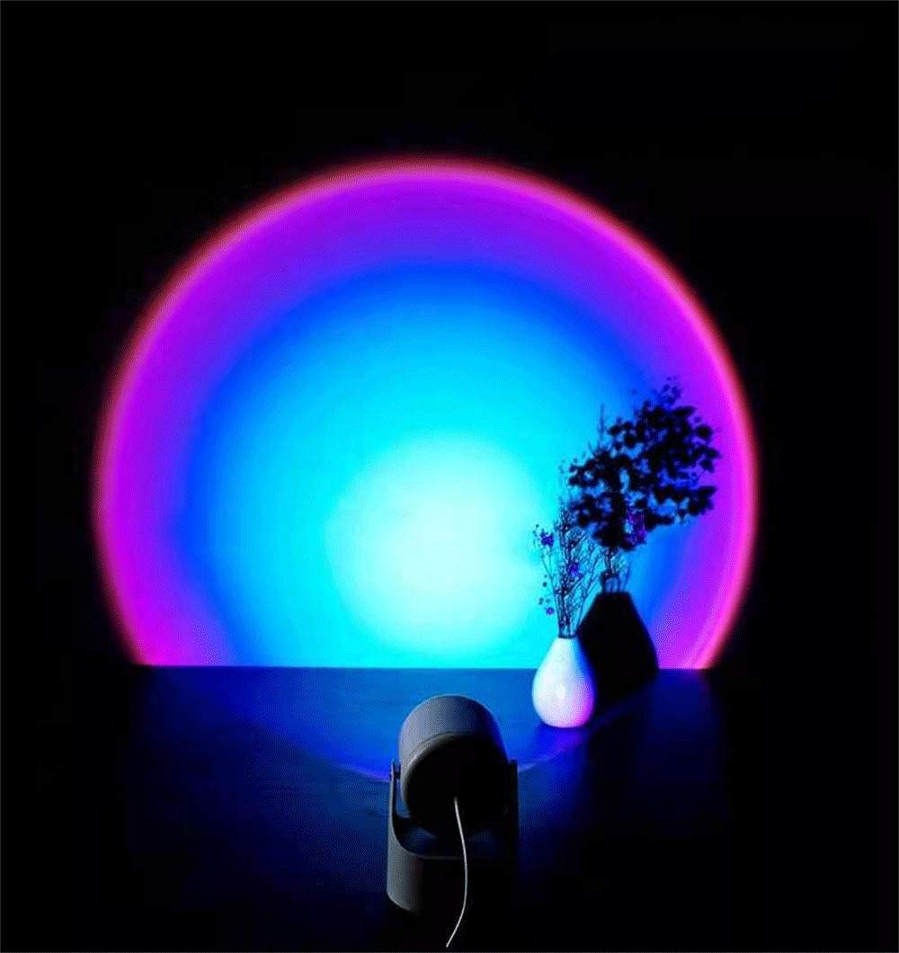 Sunset Projection Lamp with 180° Rotation - USB Charging LED Sunset Light for Bedroom, Living Room, Party & Bar Decor | Rainbow Atmosphere Night Light for Relaxation & Mood Lighting