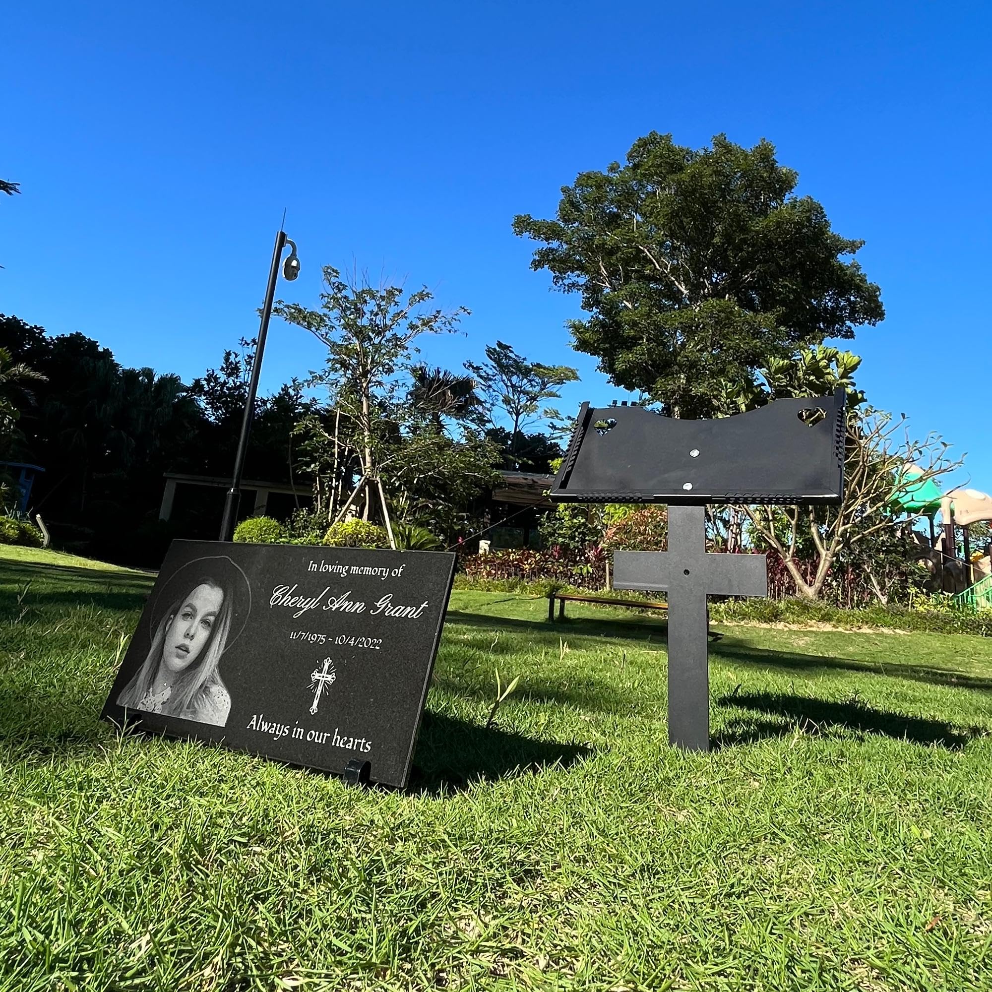 Personalized Grave Markers & Memorial Plaques for Cemetery - Custom Outdoor Headstones & Memorial Stones (10 Pack) - Perfect for Honoring Loved Ones in Gardens & Cemeteries