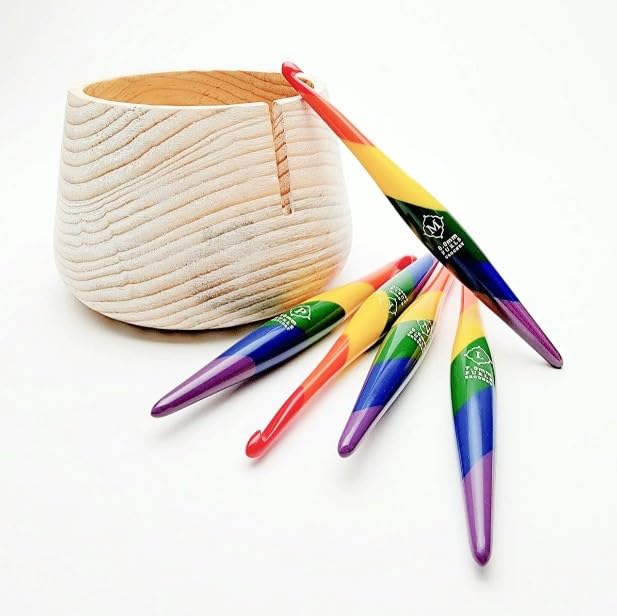 Furls Streamline Swirl Crochet Hook - Pride Rainbow Design, Size M (8.0mm) - Ergonomic Crochet Needle for Smooth Yarn Crafting, Perfect for Knitting, Amigurumi & DIY Projects
