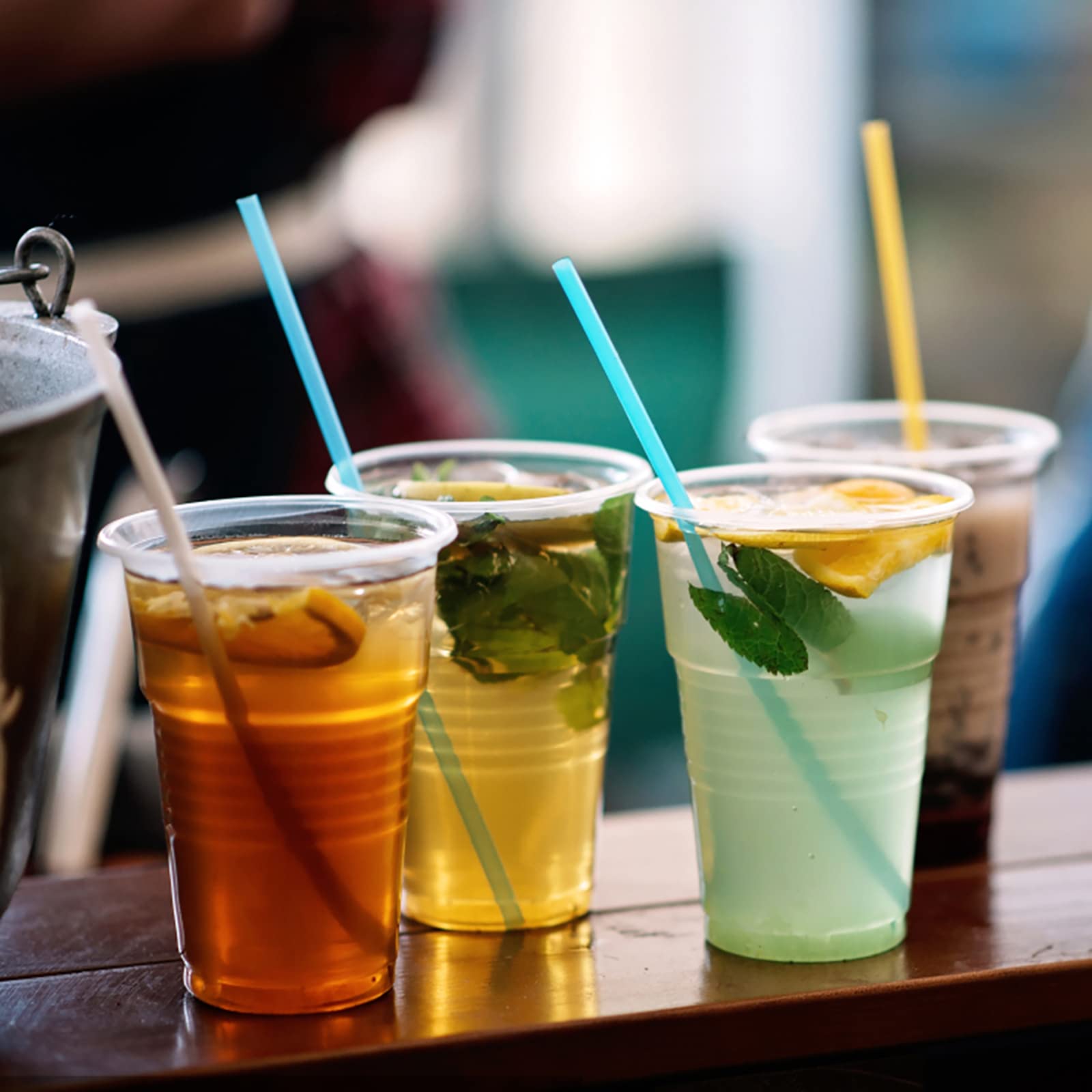 400 Pack 10 oz Clear Disposable Plastic Cups - Bulk Party Drinking Tumblers for Cold Beverages | Perfect for Parties, Picnics, BBQ, Travel, Camping & Office Events | BPA-Free & Durable