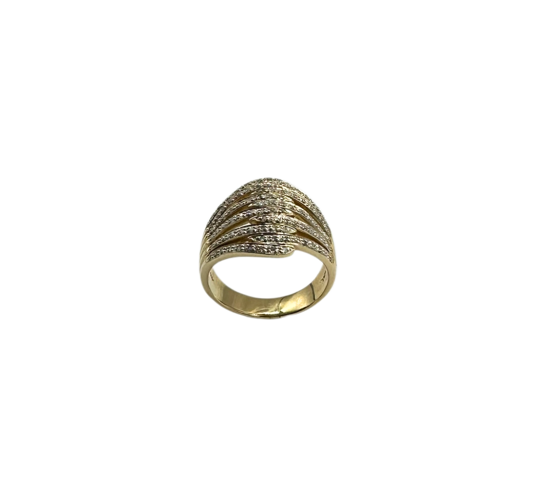 10K Yellow Gold Diamond Statement Ring for Women - Elegant Solitaire Engagement & Wedding Band - Perfect for Anniversaries, Proposals & Special Occasions