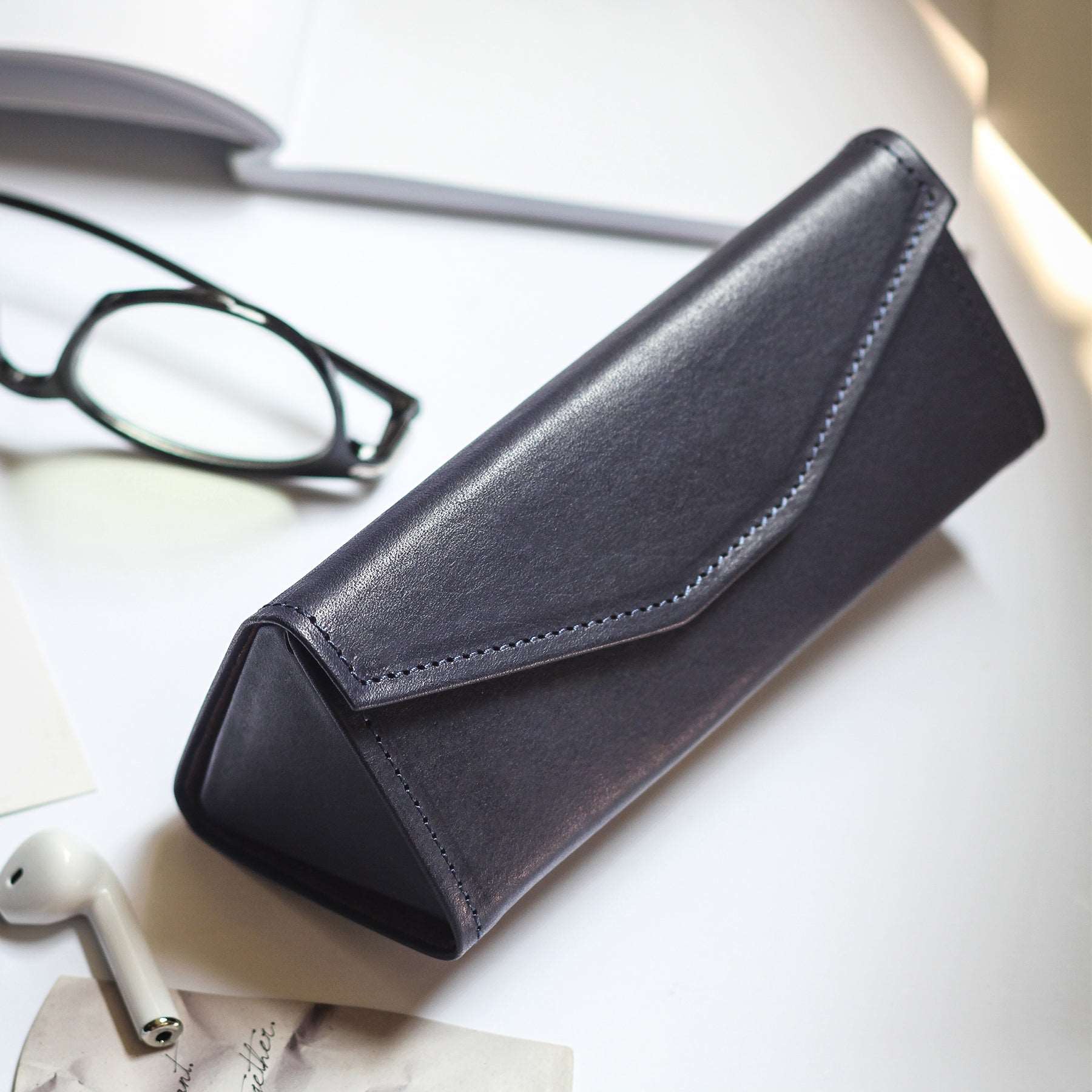 Handcrafted Magnetic Eyewear Holder - Premium Glasses Stand for Reading, Sunglasses & Safety Goggles - Perfect for Home, Office & Travel Organization