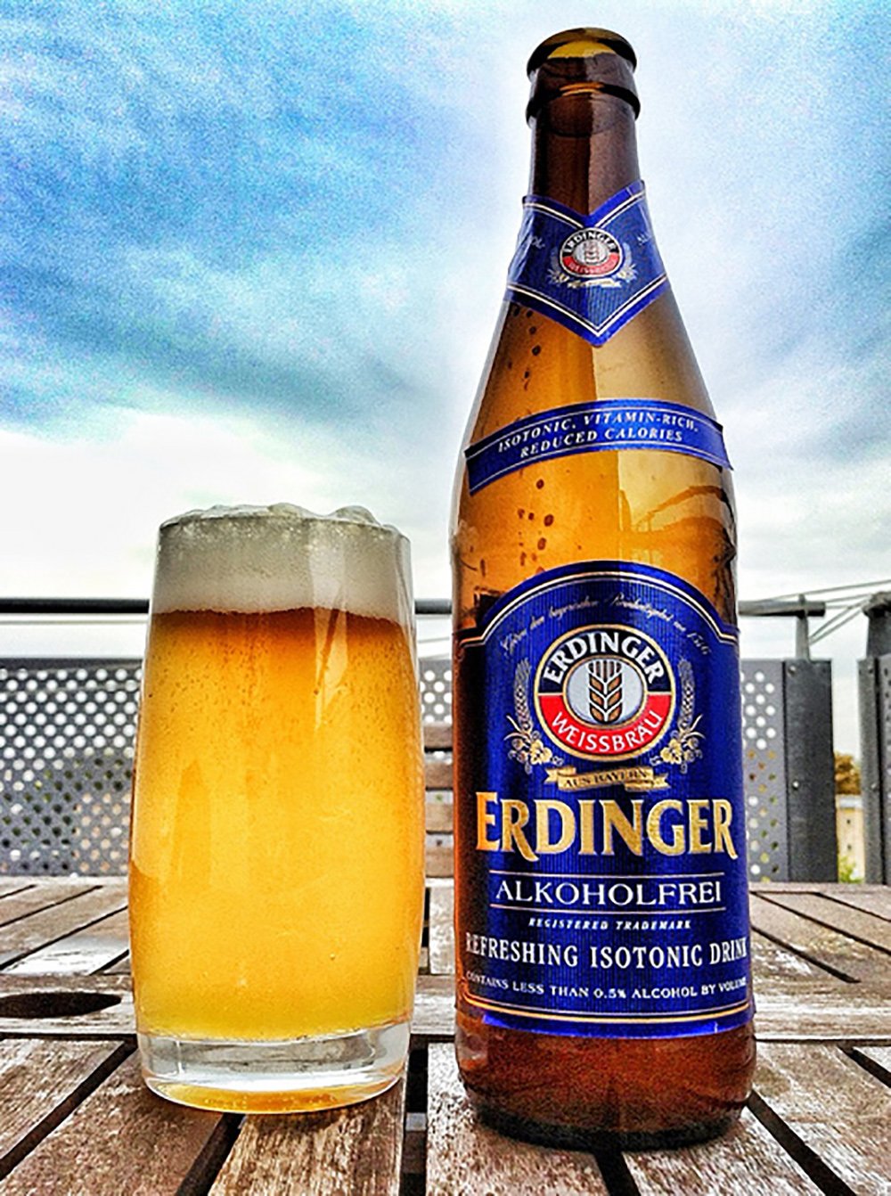 Erdinger Non-Alcoholic Malt Beer - 24 Pack of 11.2 fl oz Glass Bottles | Premium Alcohol-Free Wheat Beer | Perfect for Parties, Sports Events & Healthy Lifestyle