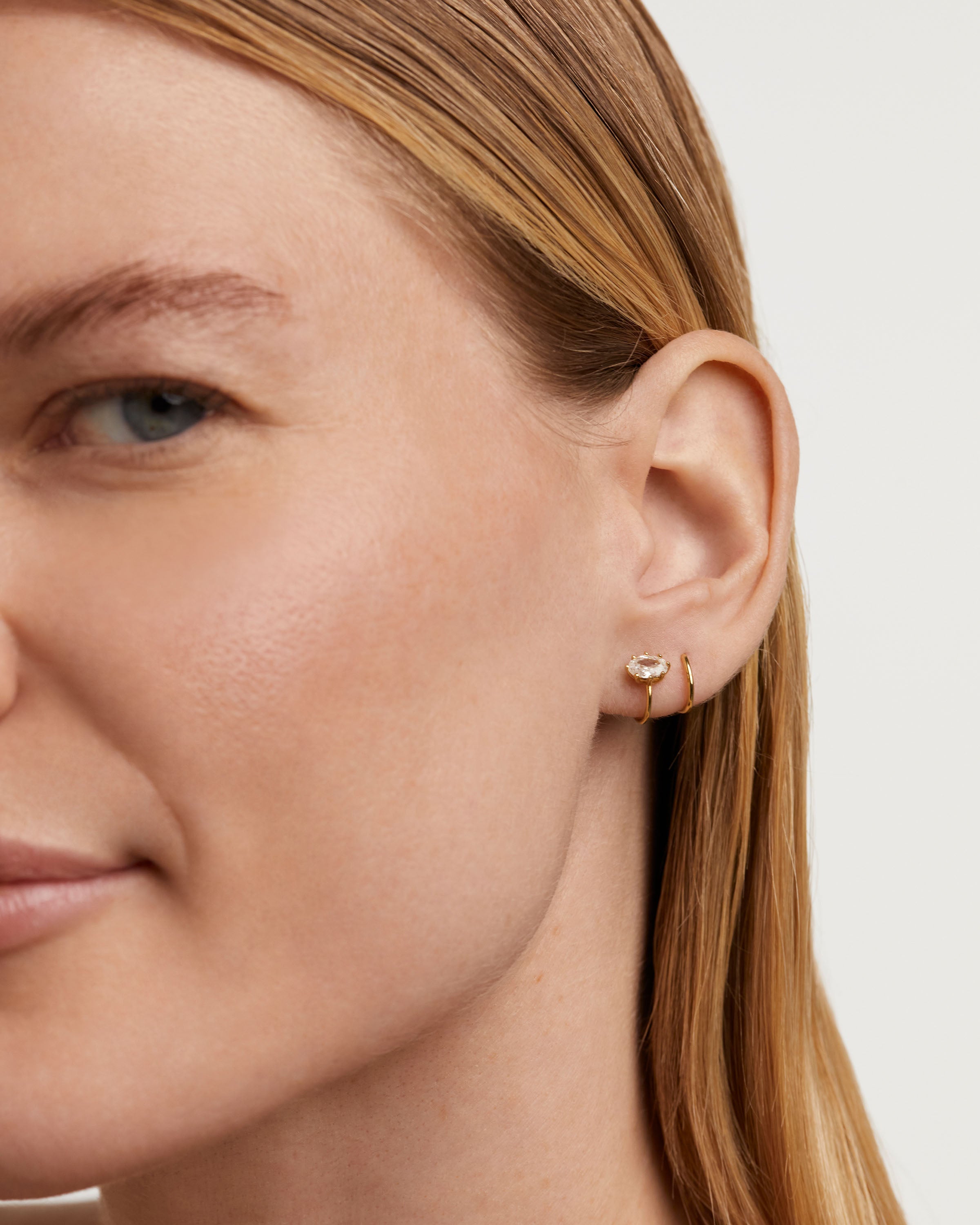 Helix Single Earring - Minimalist Cartilage Hoop Earring for Women - Perfect for Everyday Wear, Parties & Gifting