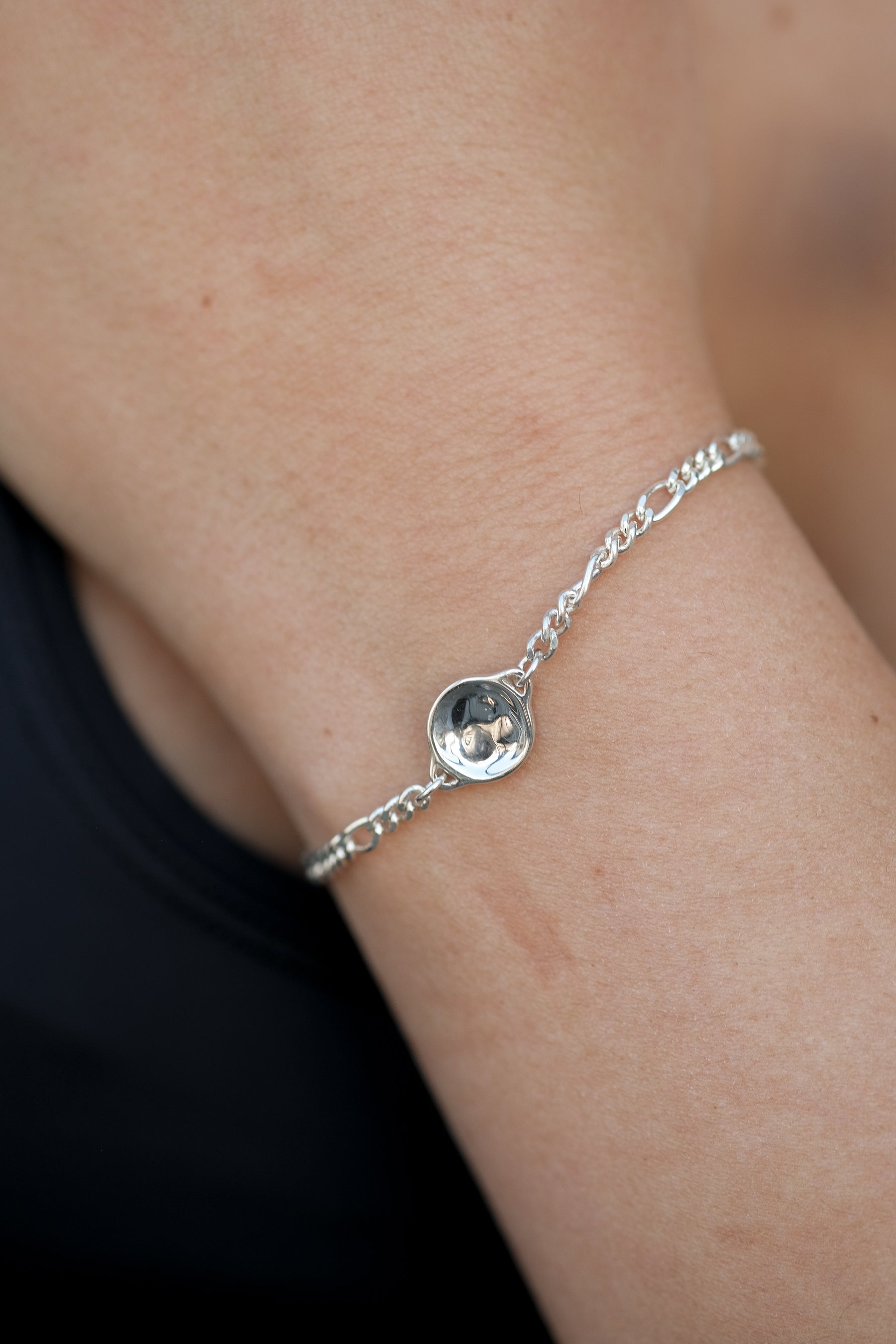 Personalized Engravable Sterling Silver Bracelet for Women - Custom Name Gift for Mom, Wife, Daughter - Perfect for Anniversaries, Birthdays & Special Occasions