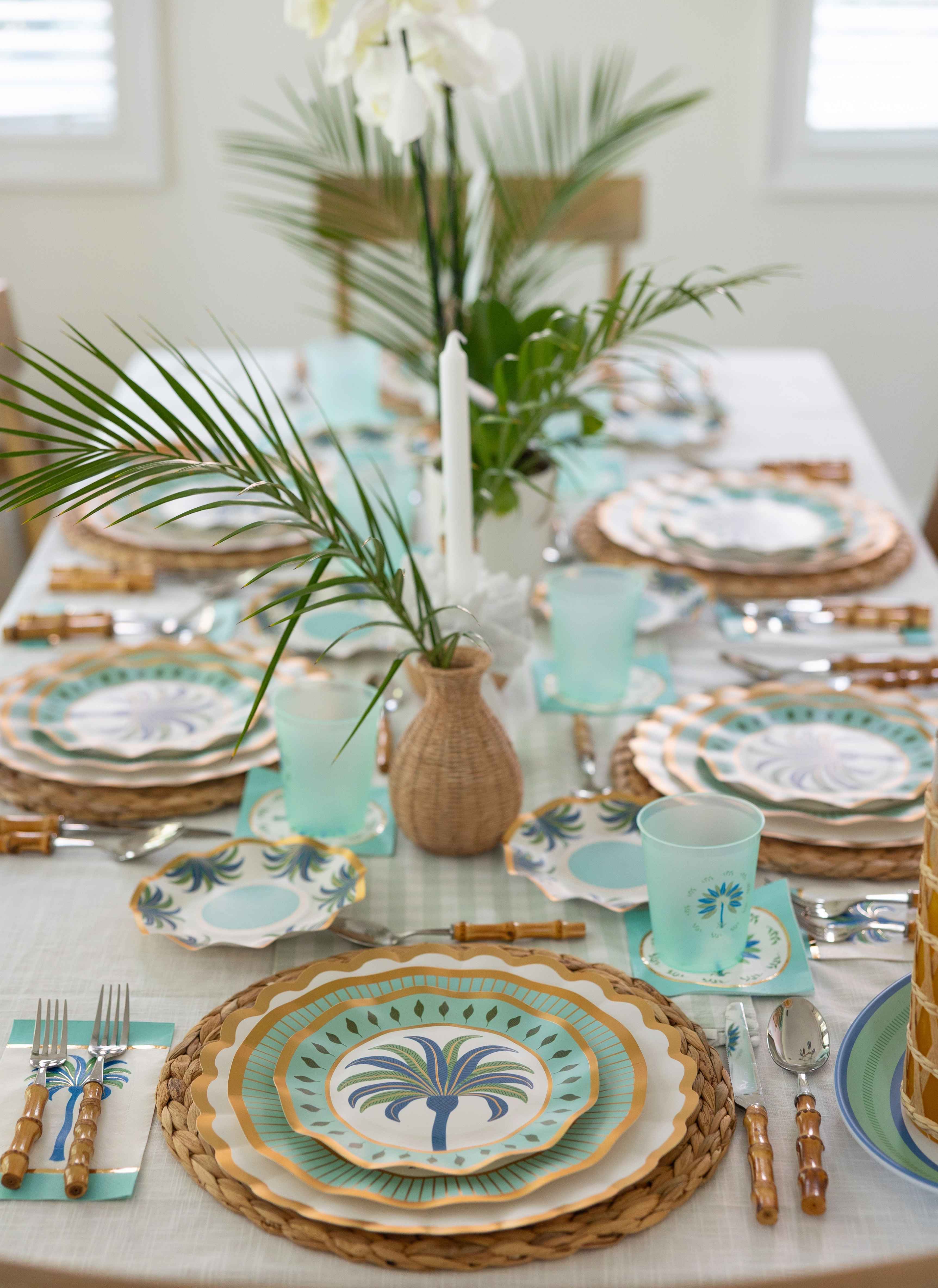 Elegant Preppy Palm Leaf Table Setting - Perfect for Boho Wedding, Tropical Party & Summer Dining Decor