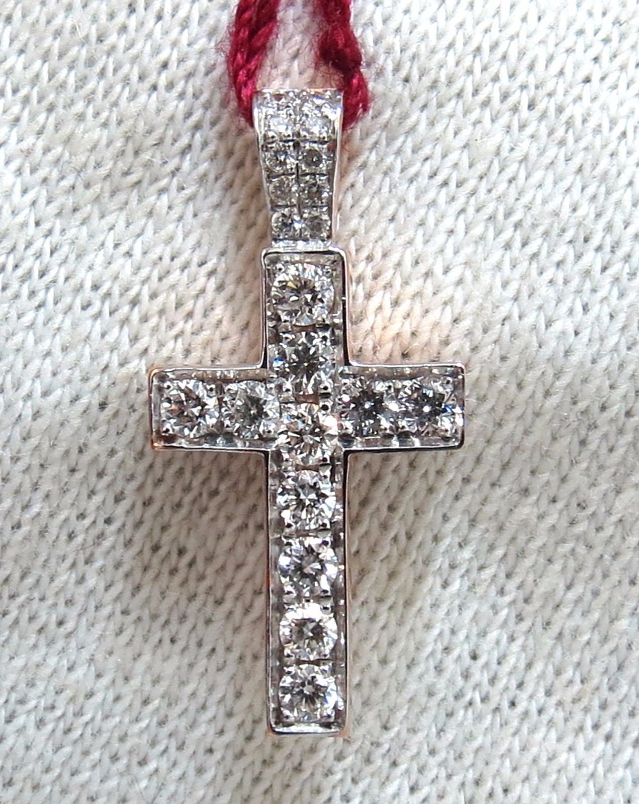 0.50ct Natural Round Diamond Cross Pendant Necklace in 14K Gold - Elegant Petite Jewelry for Women, Perfect for Everyday Wear, Gifts & Special Occasions