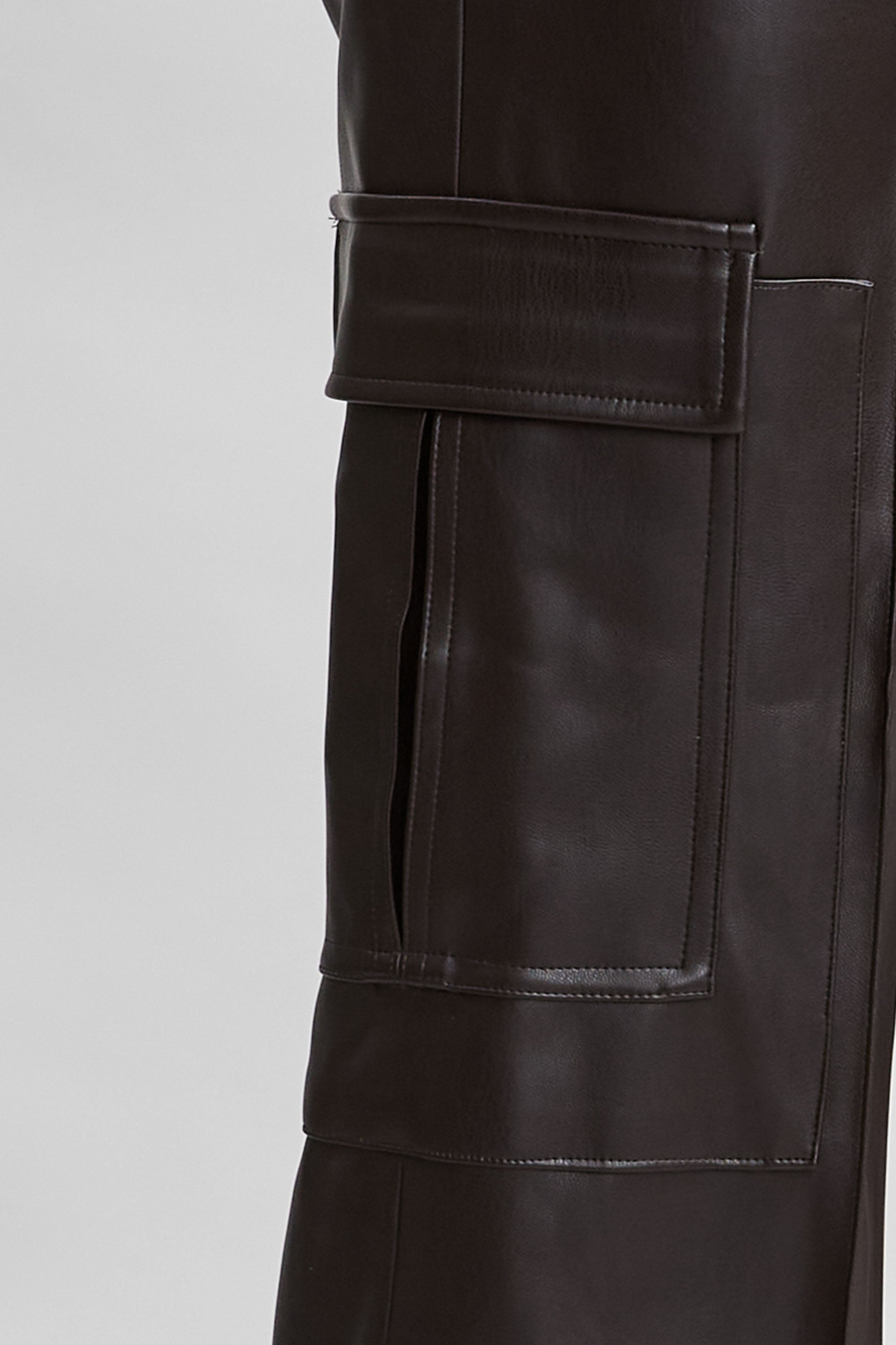 Stylish Vegan Leather Cargo Pants for Men & Women - Comfortable & Durable Eco-Friendly Fashion - Perfect for Casual Wear, Outdoor Adventures & Street Style