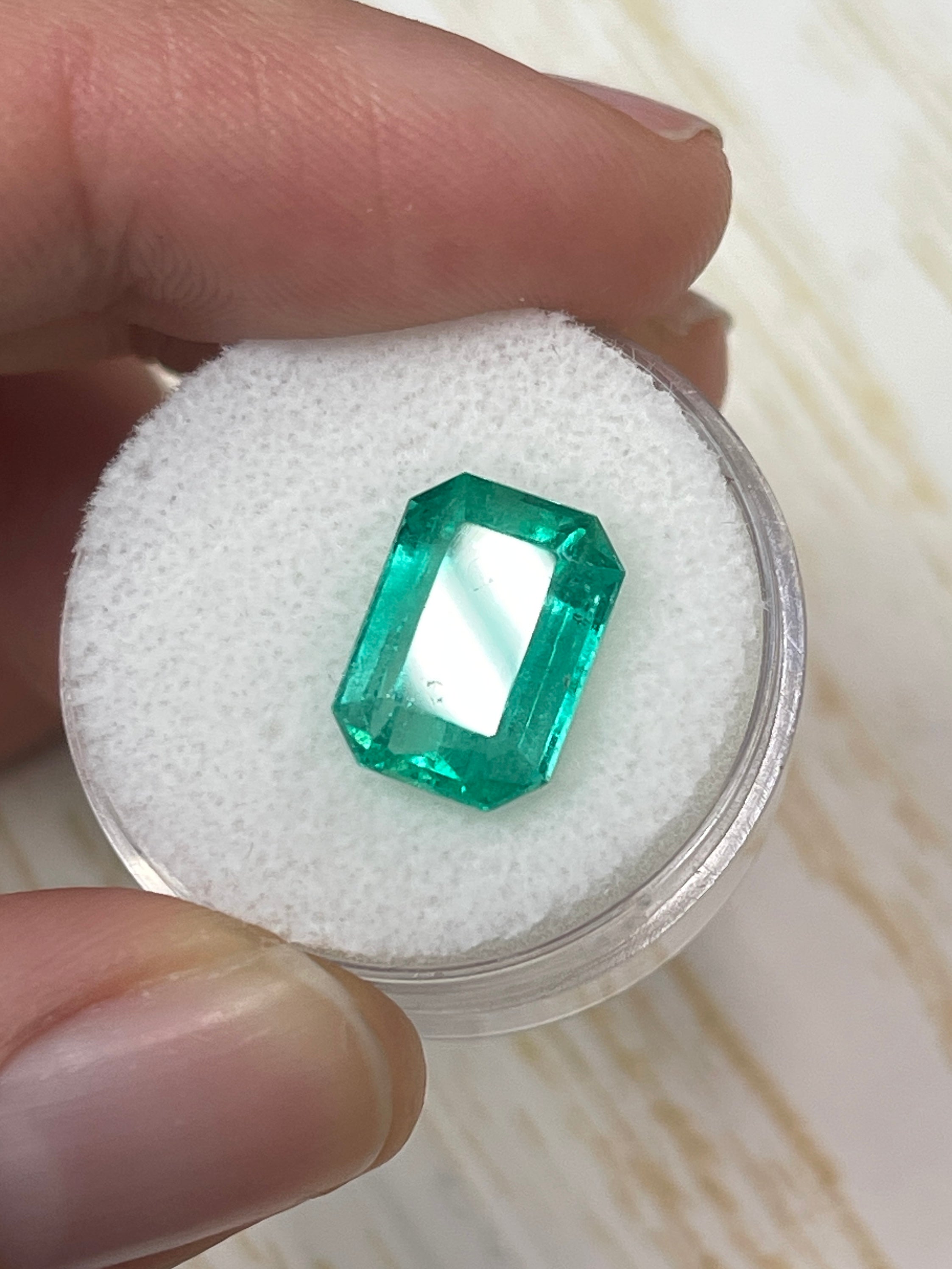 5.54 Carat 12.5x9mm Spring Green Natural Loose Colombian Emerald - Elongated Emerald Cut Gemstone for Jewelry Making, Engagement Rings & Luxury Gifts