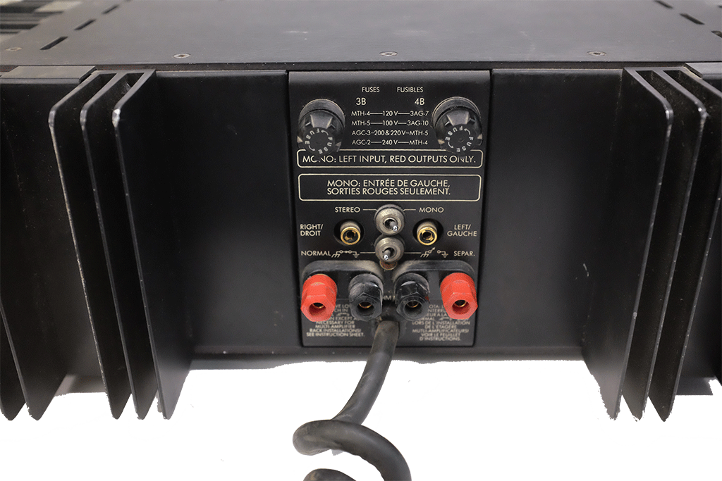 Bryston 4B Stereo Power Amplifier - 300W High-Fidelity Audio Amplifier for Home Theater & Music Systems - Perfect for Audiophiles & Professional Studios