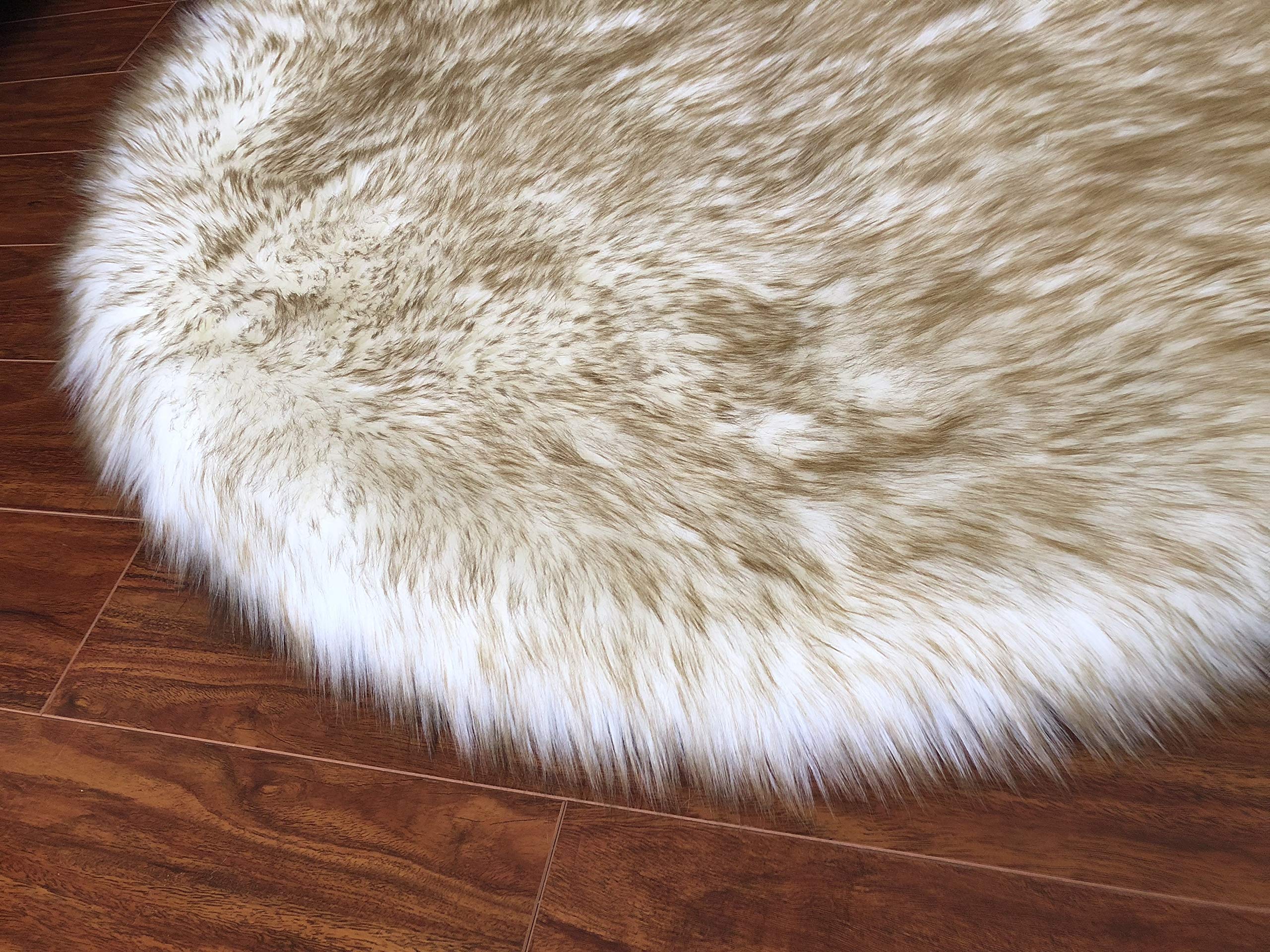 Luxury Faux Sheepskin Rug - Super Soft Hypoallergenic Plush Fur Carpet for Bedroom, Living Room, Nursery | Round Shaggy Silky Floor Mat (4ft/120cm, White with Brown Tips) | Perfect for Cozy Home Decor, Kids Play Area & Sofa Accent