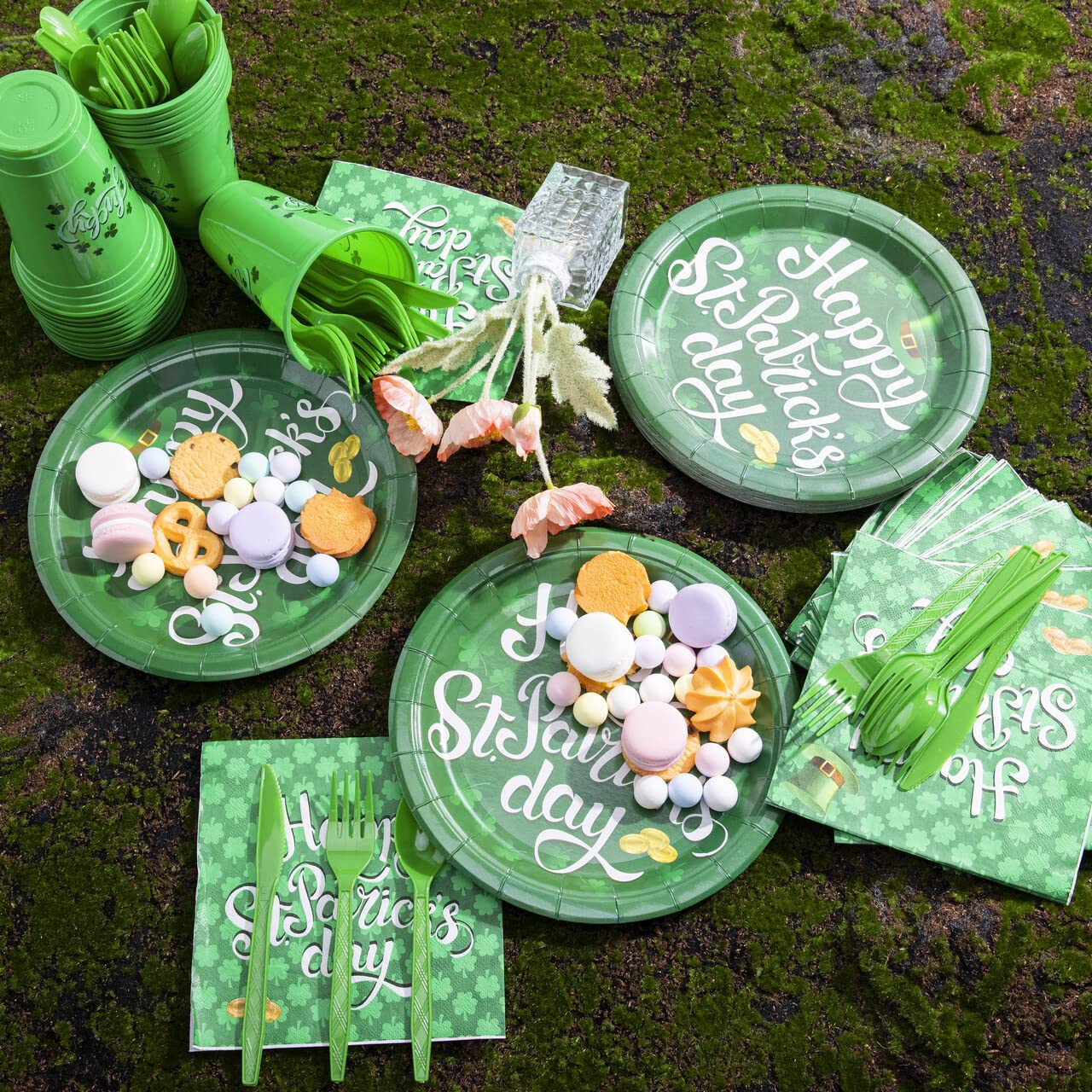 JOYIN 126PCS St. Patrick's Day Party Tableware Set - 18-Person Shamrock Themed Dinner Kit with 9-inch Plates, Cups, Napkins & Cutlery (Forks, Knives, Spoons) - Perfect for Irish Themed Parties, Holiday Celebrations & Family Gatherings