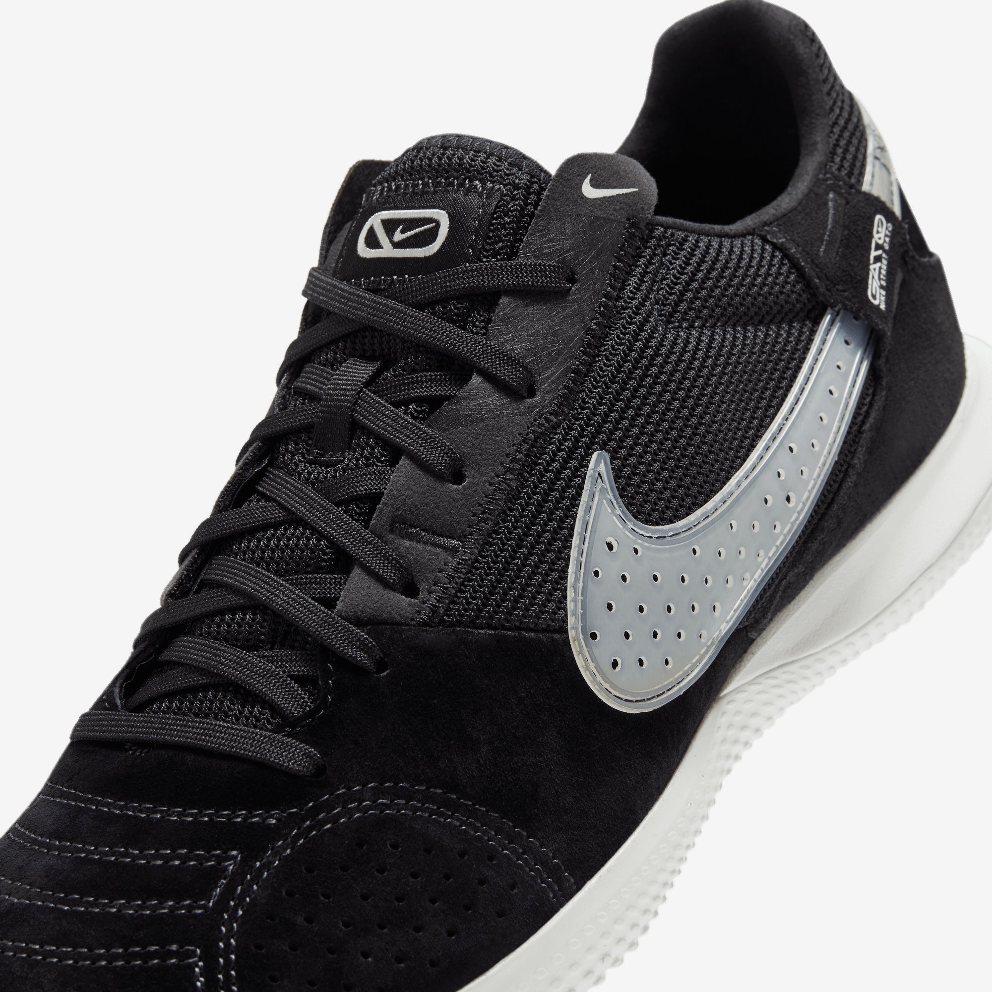 Nike Streetgato DC8466 Soccer Cleats - Lightweight Football Shoes for Men with Enhanced Traction | Perfect for Turf, Artificial Grass & Indoor Soccer Games