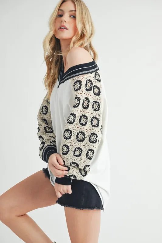 Aemi+Co Women's Crochet Contrast Stitching V-Neck Top - Boho Chic Summer Blouse for Beach, Date Night & Casual Outings
