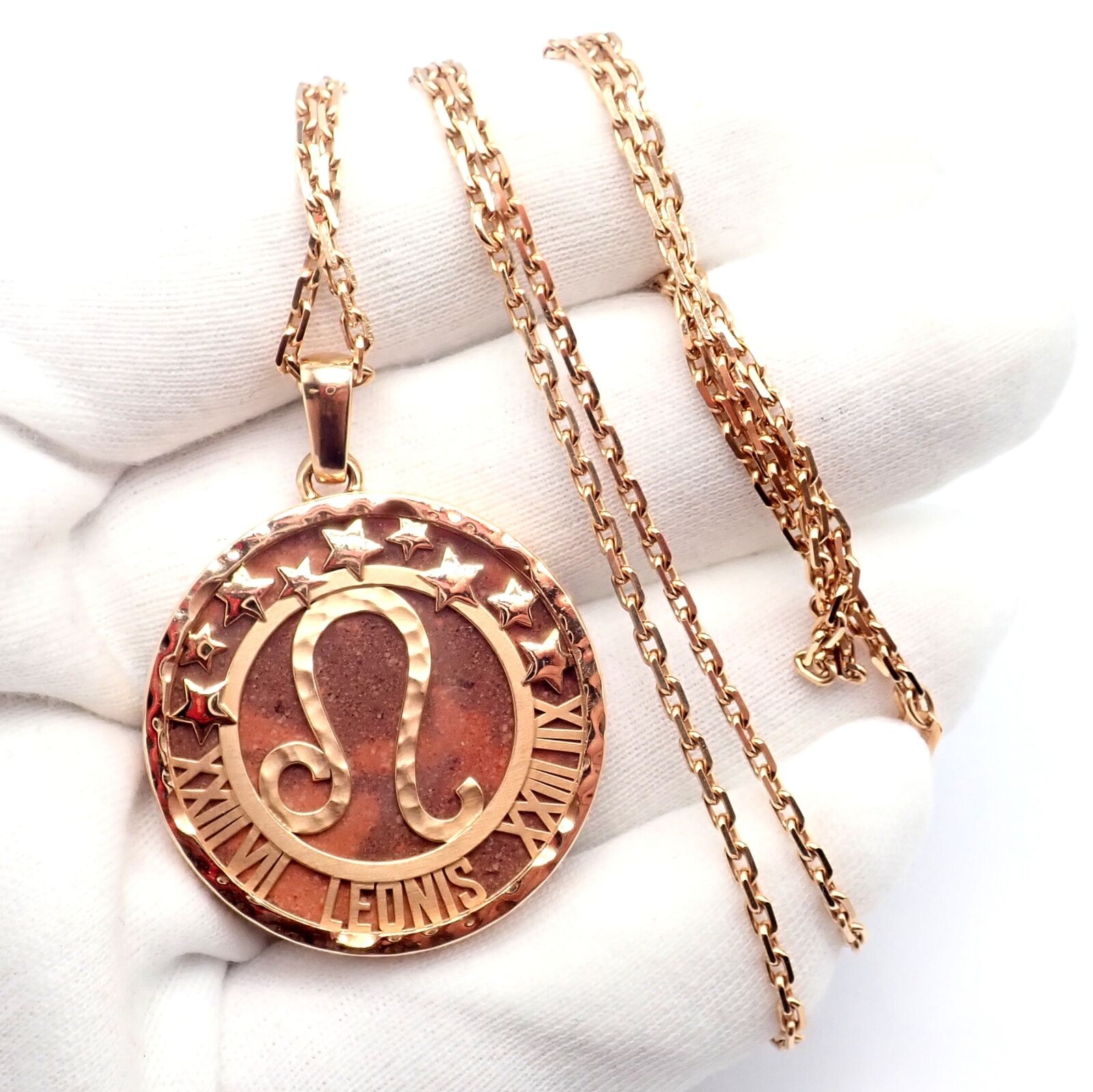 Van Cleef & Arpels 18K Rose Gold Leo Zodiac Pendant Necklace with Red Jasper - Authentic with Certificate - Perfect for Birthdays, Anniversaries & Luxury Gifts