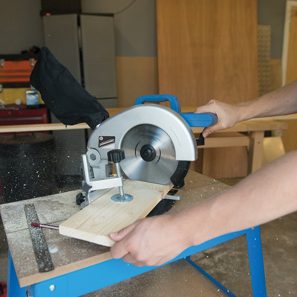 1400W Compound Miter Saw with 210mm Blade - Powerful DIY Woodworking Tool for Cutting, Trimming & Framing - Perfect for Home Improvement & Carpentry Projects