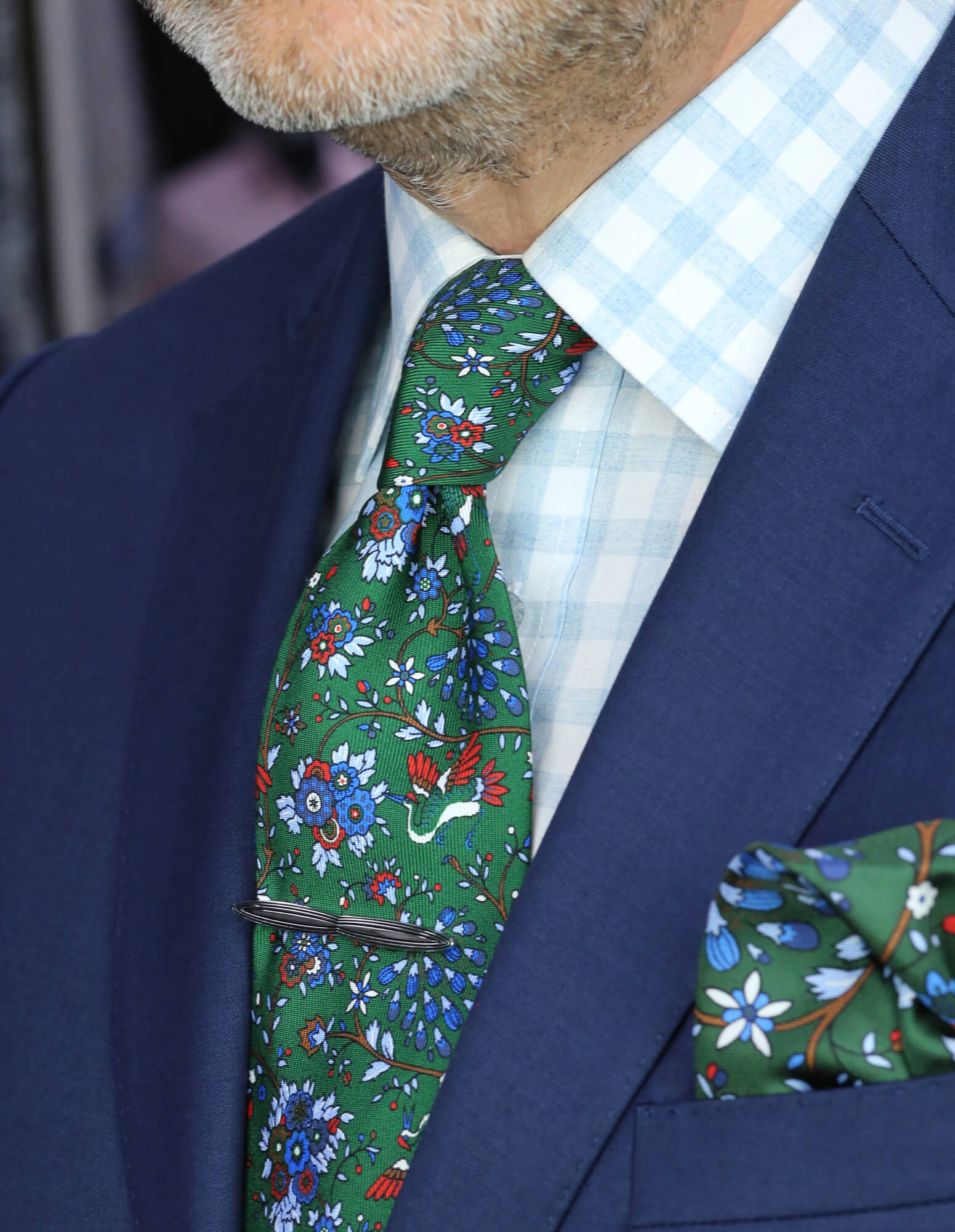 DÉCLIC Waterdale Floral Tie for Men - Elegant Green Silk Necktie with Floral Pattern - Perfect for Weddings, Business Meetings & Formal Occasions