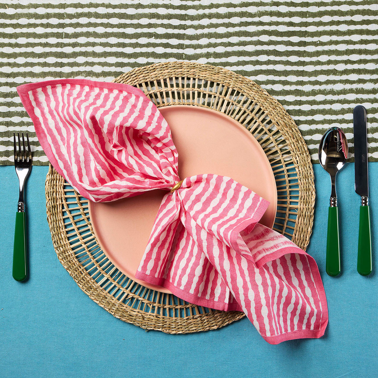 Premium Pink Pebble Napkins - Soft, Absorbent & Elegant for Dinner Parties, Weddings & Home Decor