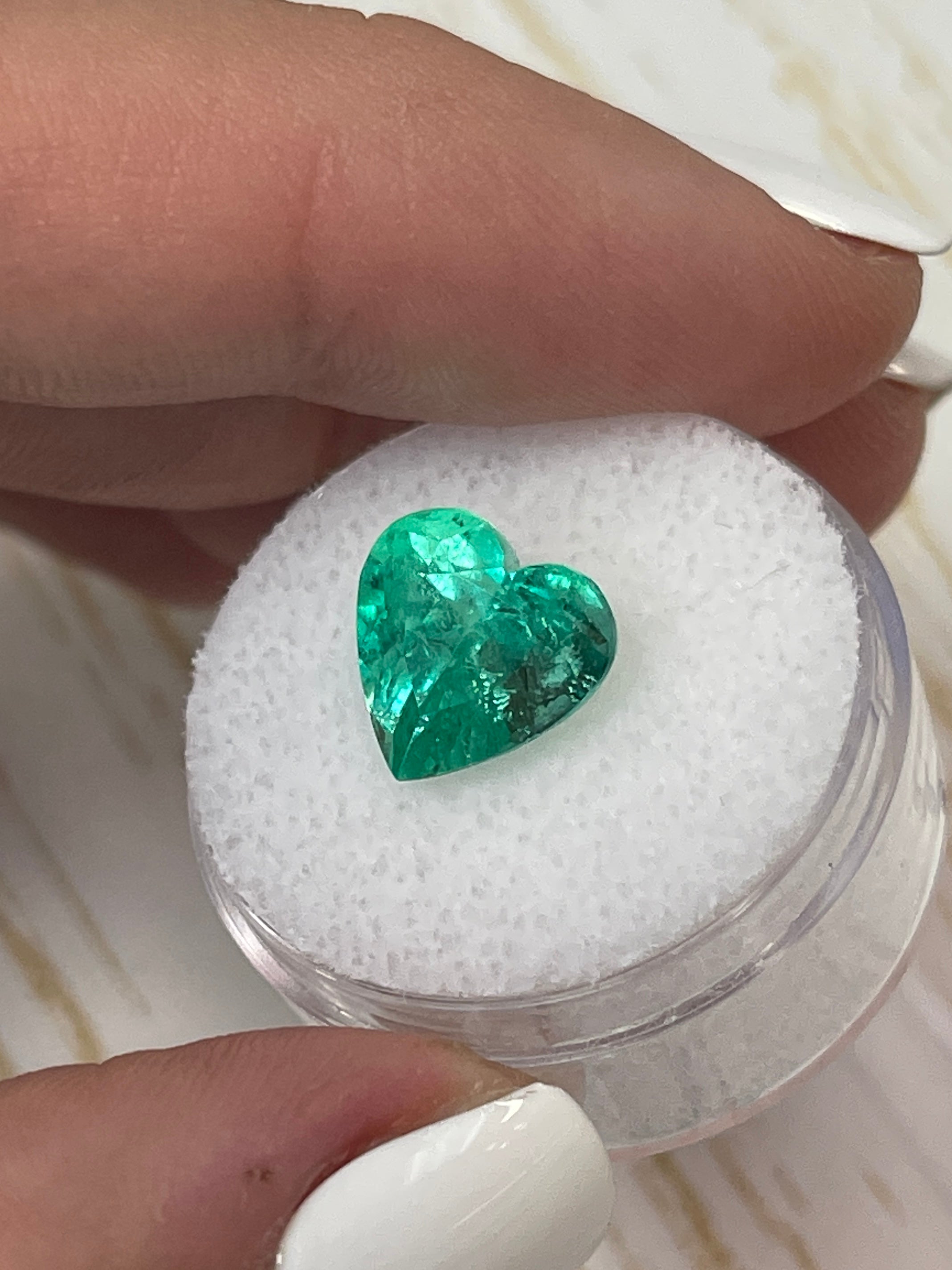 4.18 Carat 10x10mm Pastel Green Natural Loose Colombian Emerald Heart Cut Gemstone for Jewelry Making, Engagement Rings & Fine Collections