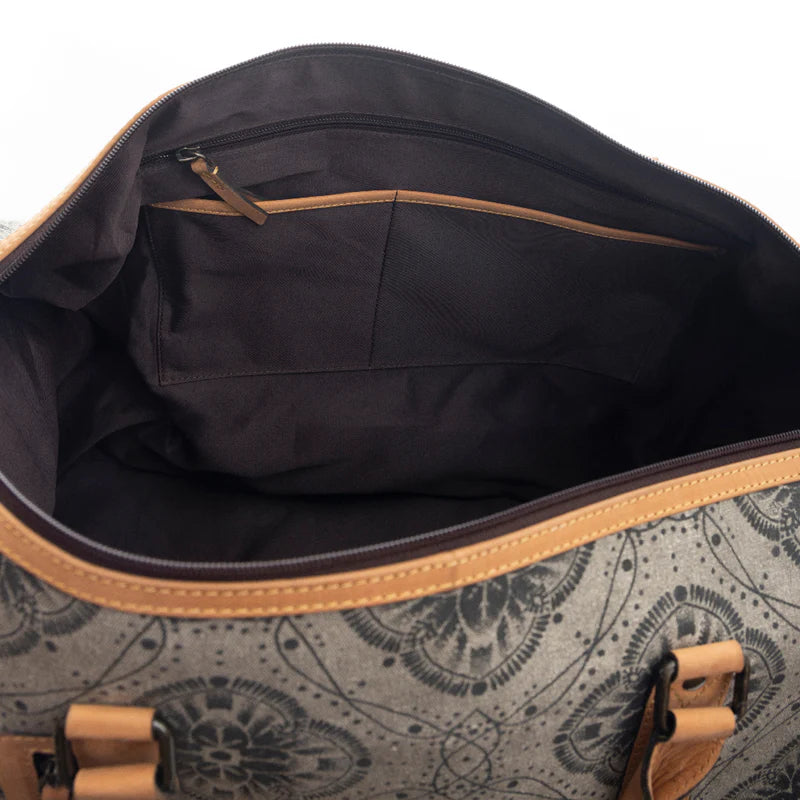 Premium Pilar Pram Traveller Bag - Stylish & Durable Diaper Bag for Moms on the Go | Perfect for Travel, Shopping & Daily Outings with Baby