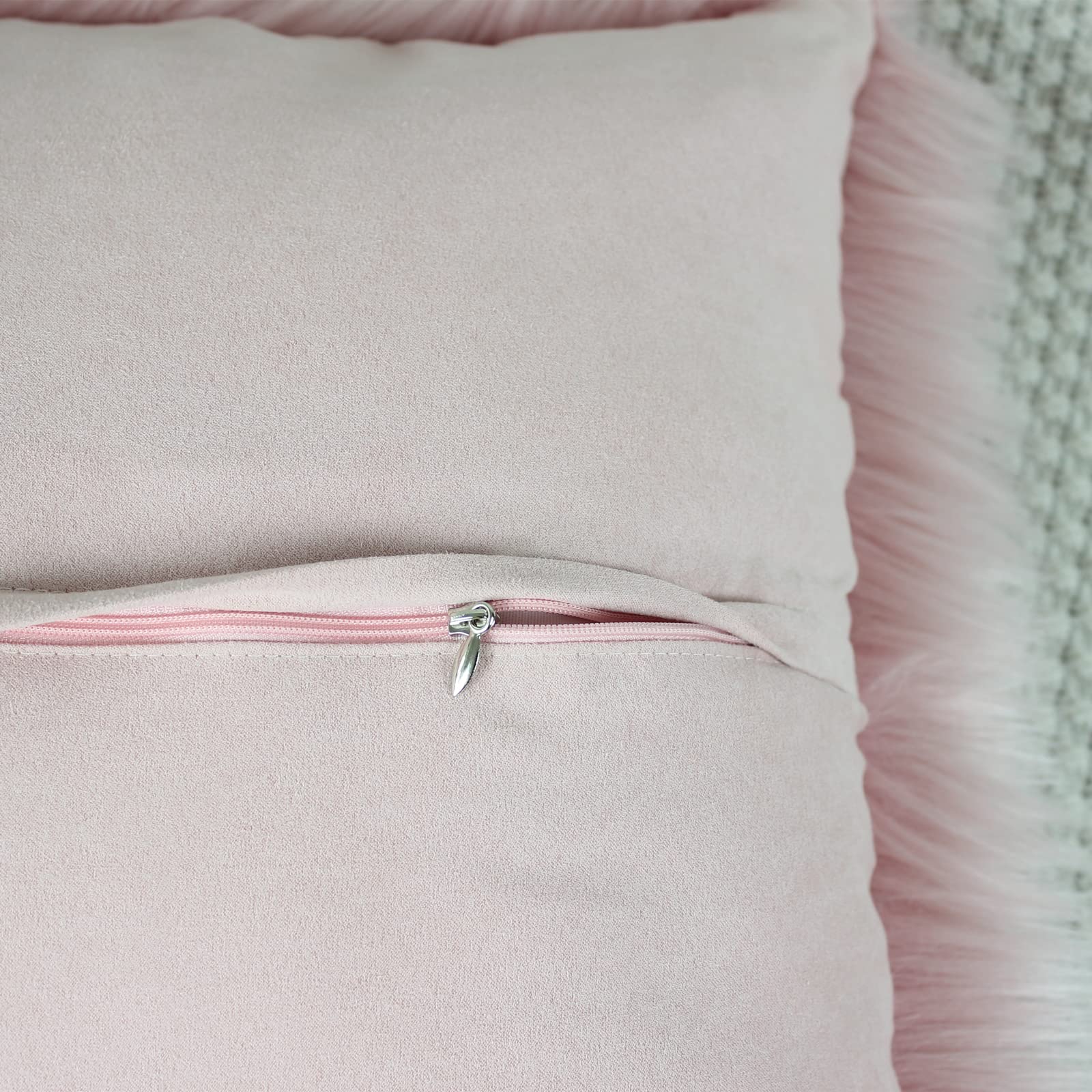 OYIMUA 20x20 Fluffy Faux Fur Decorative Throw Pillow Covers - Soft Plush Blush Pink Luxury Cushion Covers for Sofa, Couch, Living Room & Bedroom (Set of 2) | Farmhouse Style Home Decor & Cozy Accent Pillows
