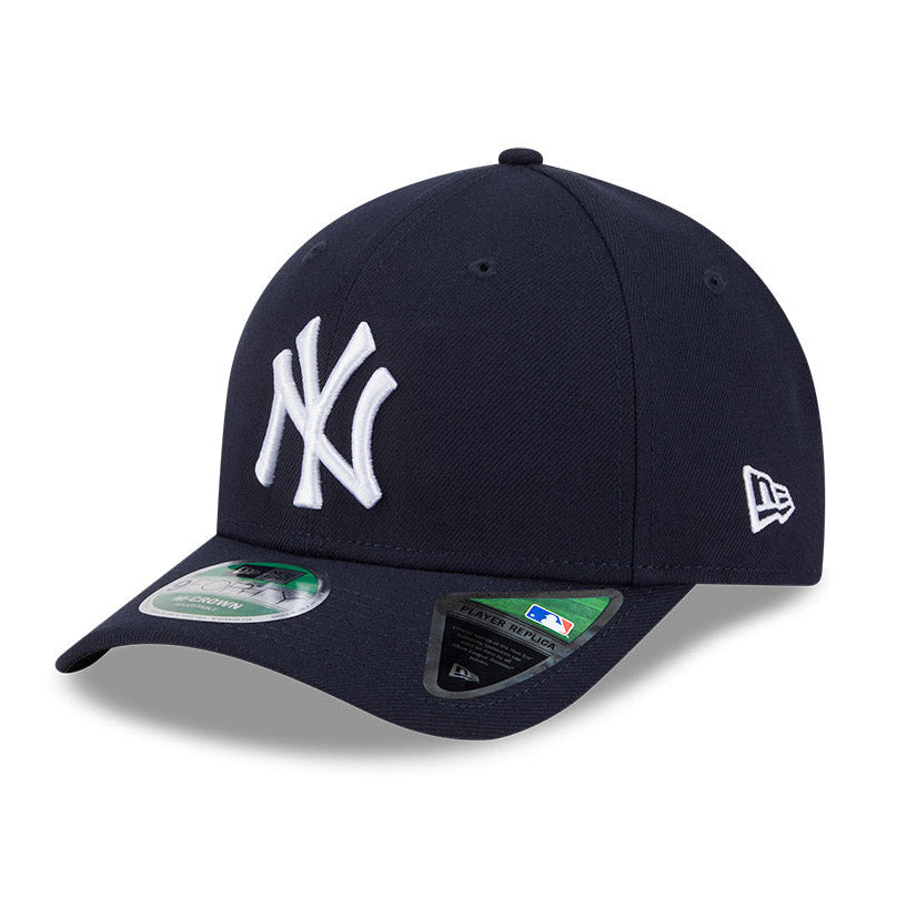 New Era 9Forty M Crown New York Yankees Snapback Baseball Cap - Navy Blue Adjustable Hat for Men & Women - Perfect for Baseball Games, Streetwear & Casual Outfits