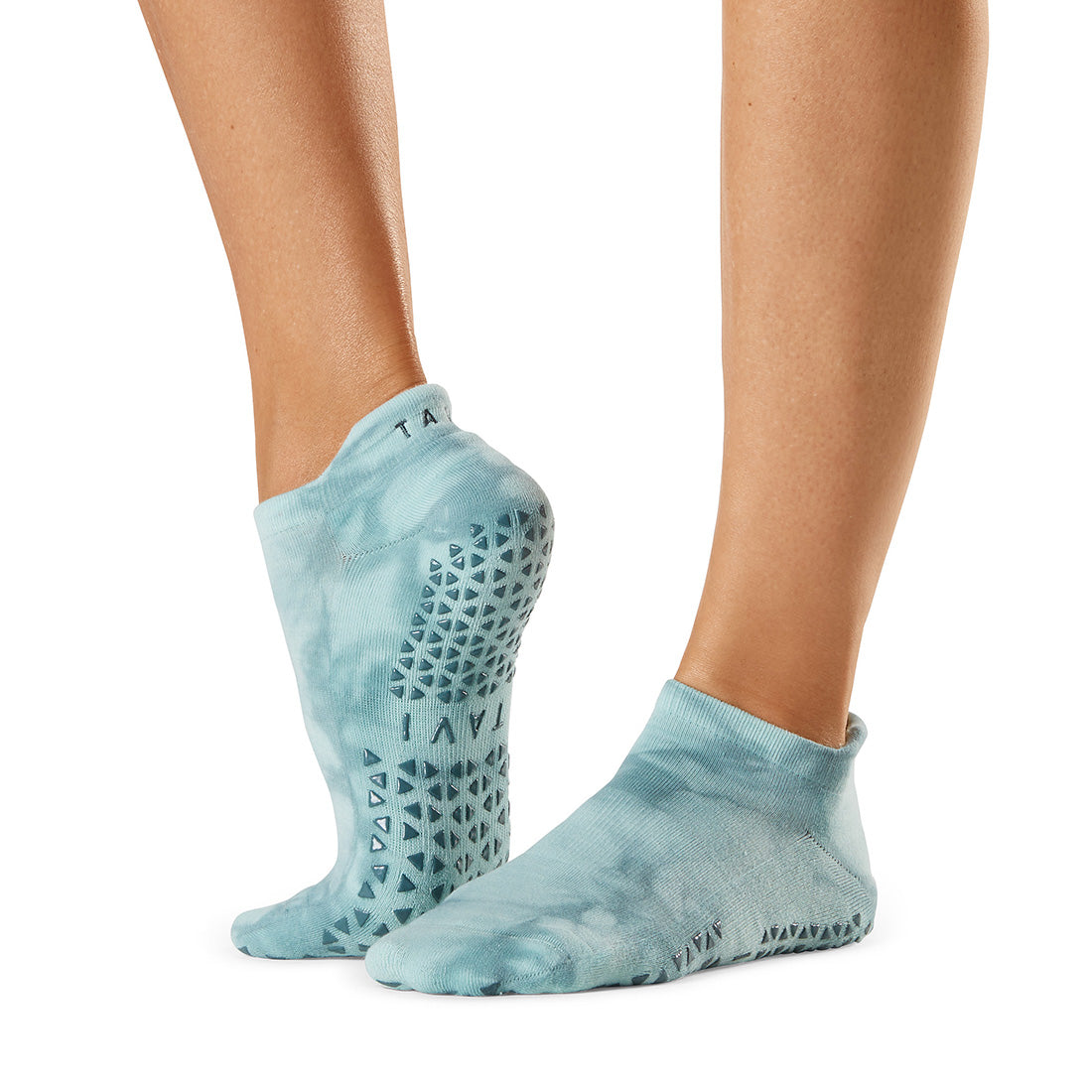 TAVI NOIR SAVVY GRIP SOCKS - Non-Slip Yoga Socks for Women, Fall 2022 Collection - Perfect for Yoga, Pilates, Barre & Home Workouts