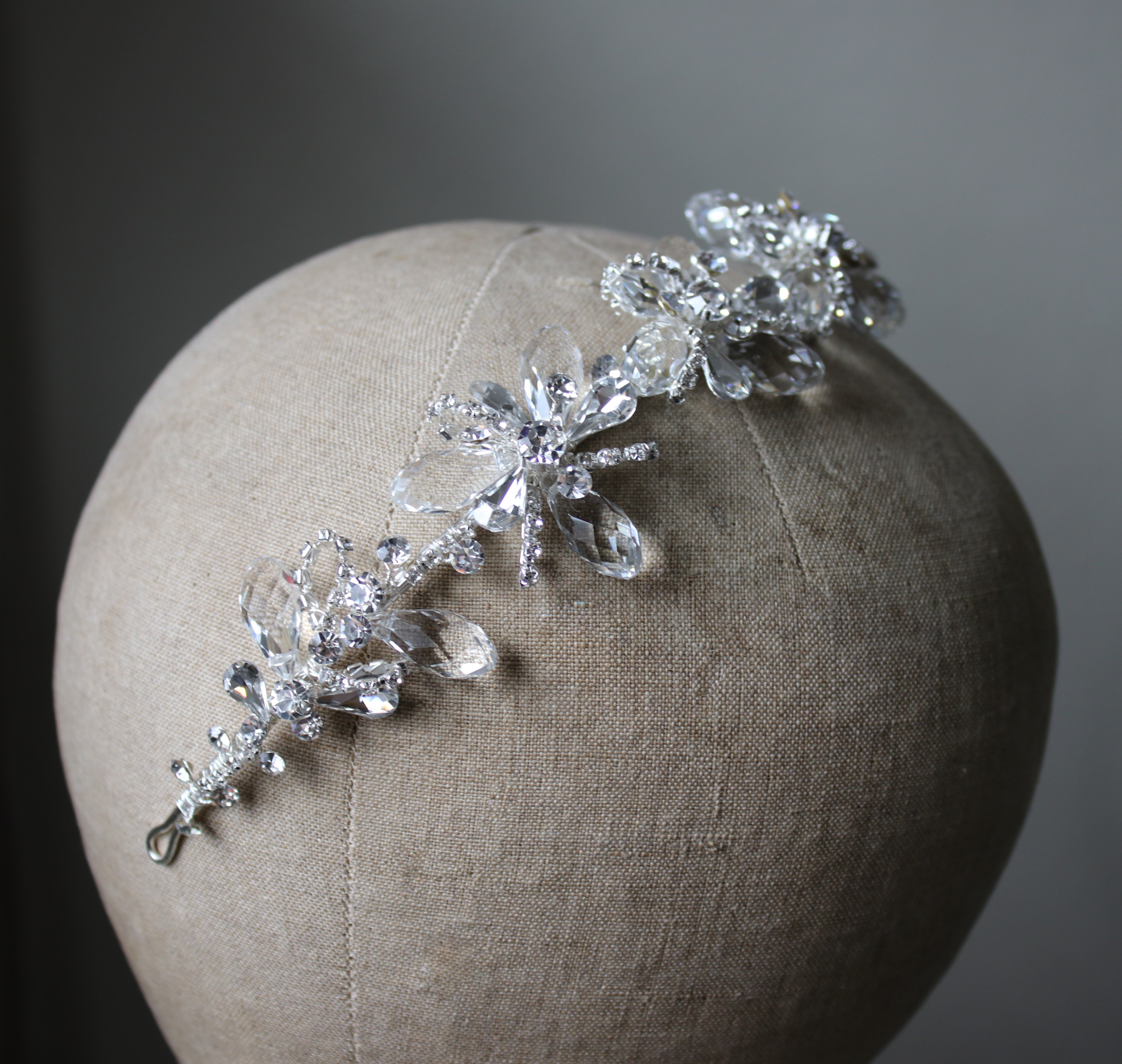 LAVINIA Water Drop Clear Crystal Headband - Elegant Rhinestone Hair Accessory for Women, Bridal, Prom & Party - Perfect for Weddings, Formal Events & Special Occasions
