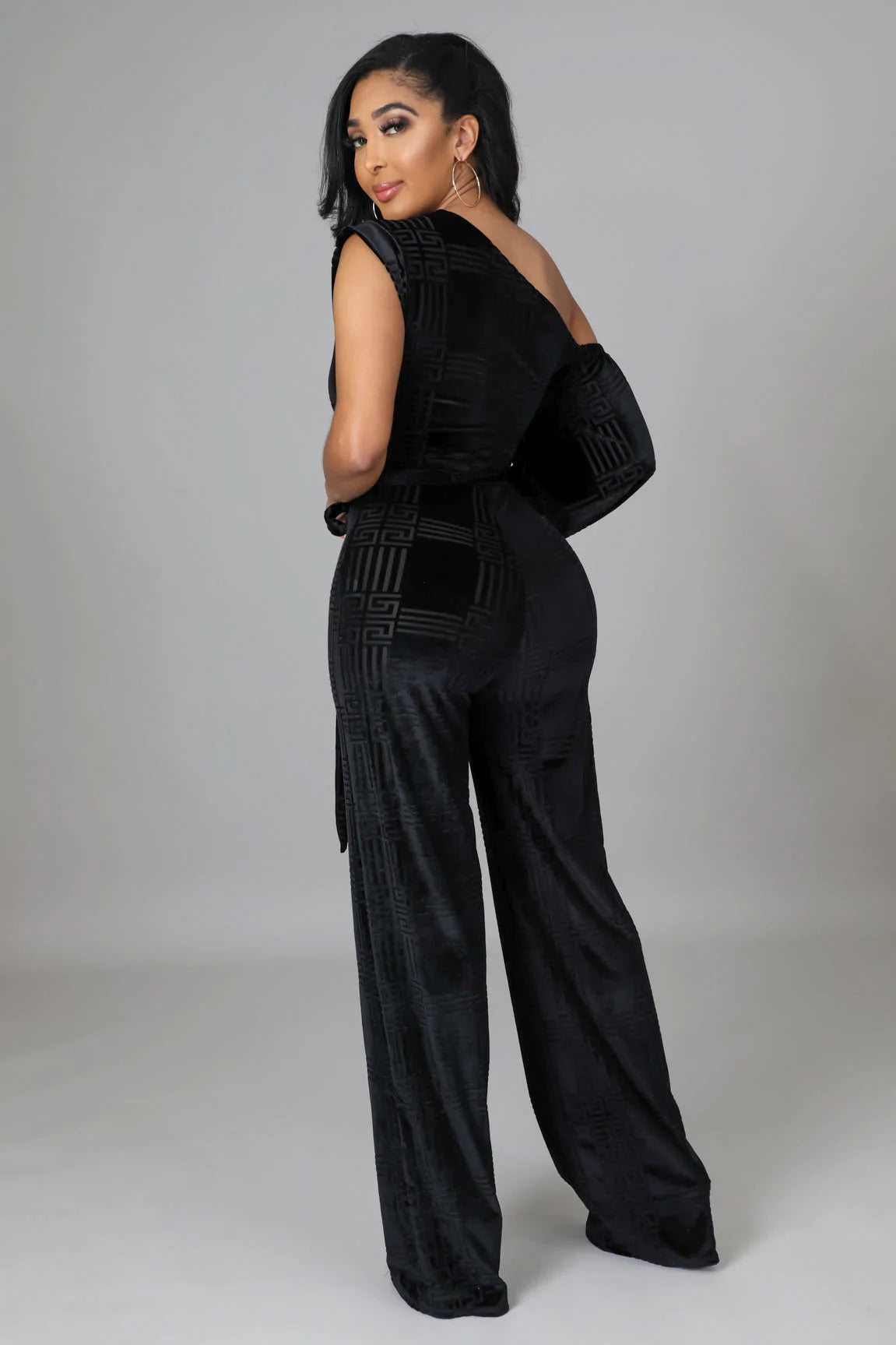 Elegant Crystal Embellished Jumpsuit for Women - Sparkling Party Dress for Evening Events, Prom, and Special Occasions